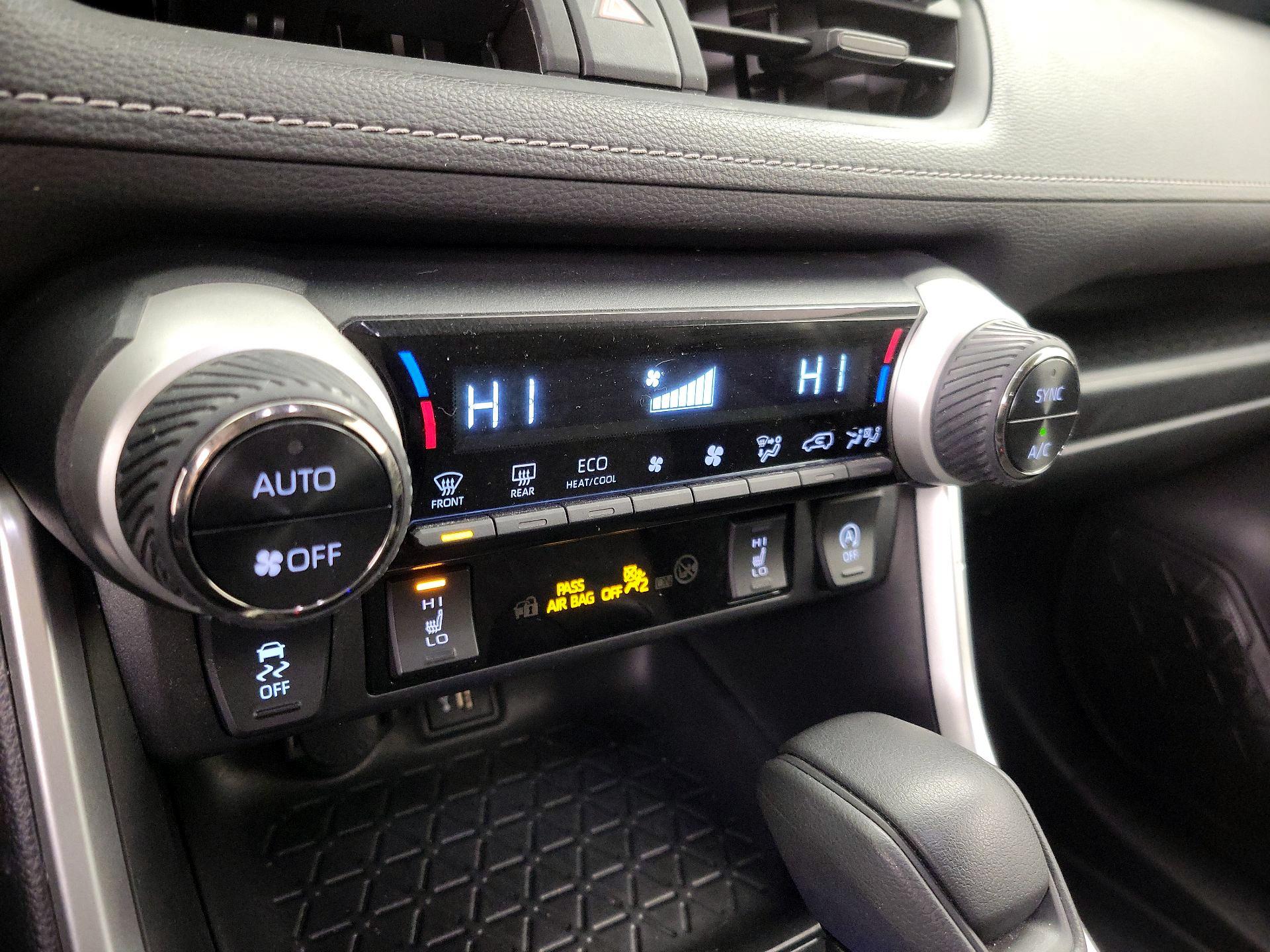 Thumbnail: 2023 Toyota RAV4 - 16