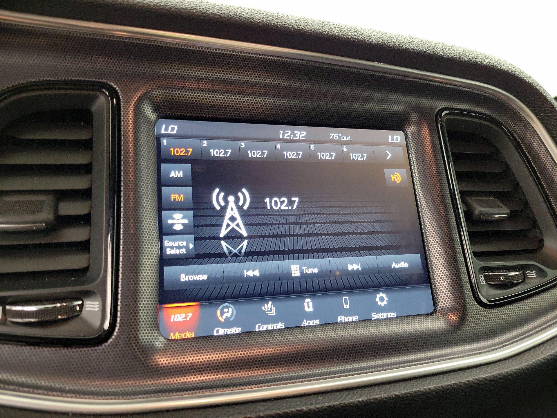 Thumbnail: 2018 Dodge Challenger - 15