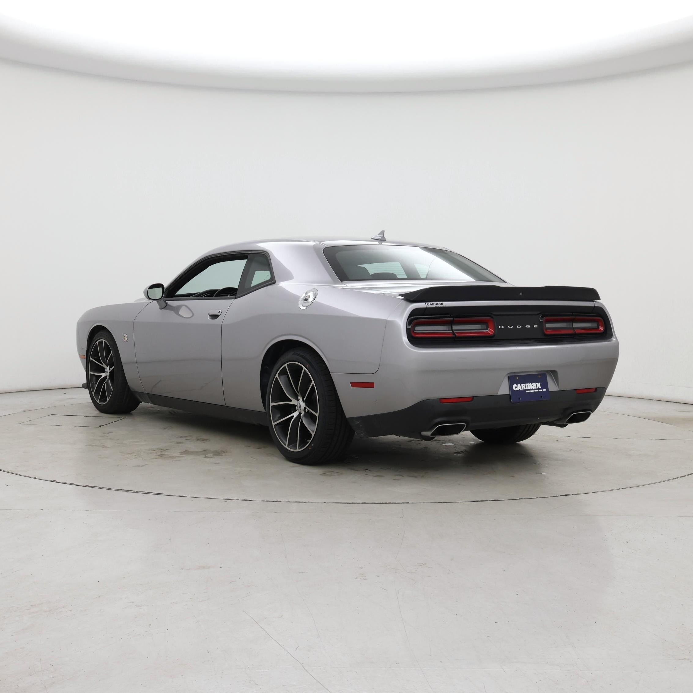 Thumbnail: 2018 Dodge Challenger - 2