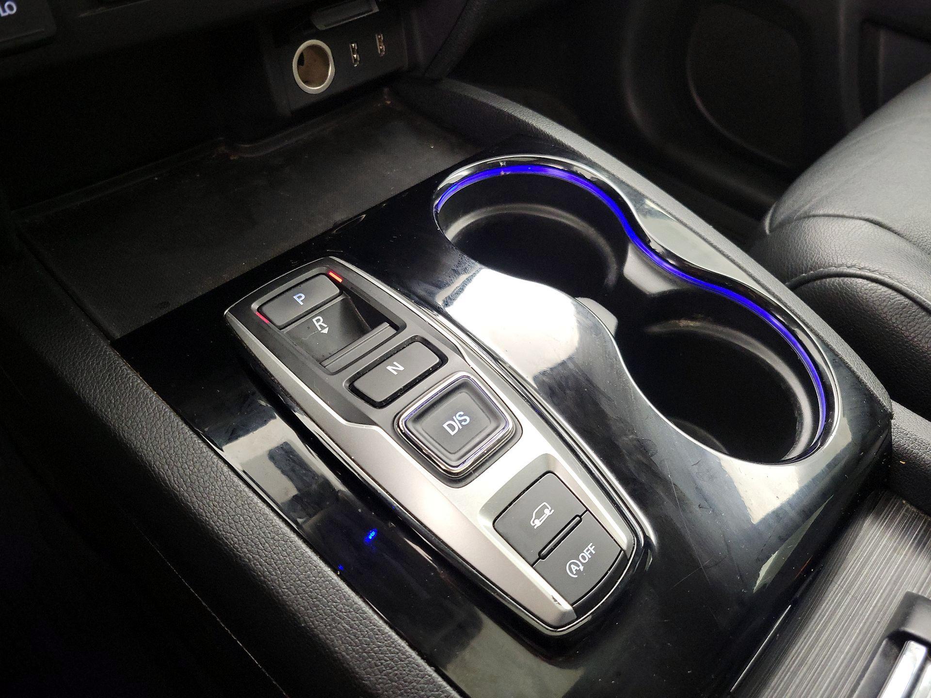 Thumbnail: 2016 Honda Pilot - 17