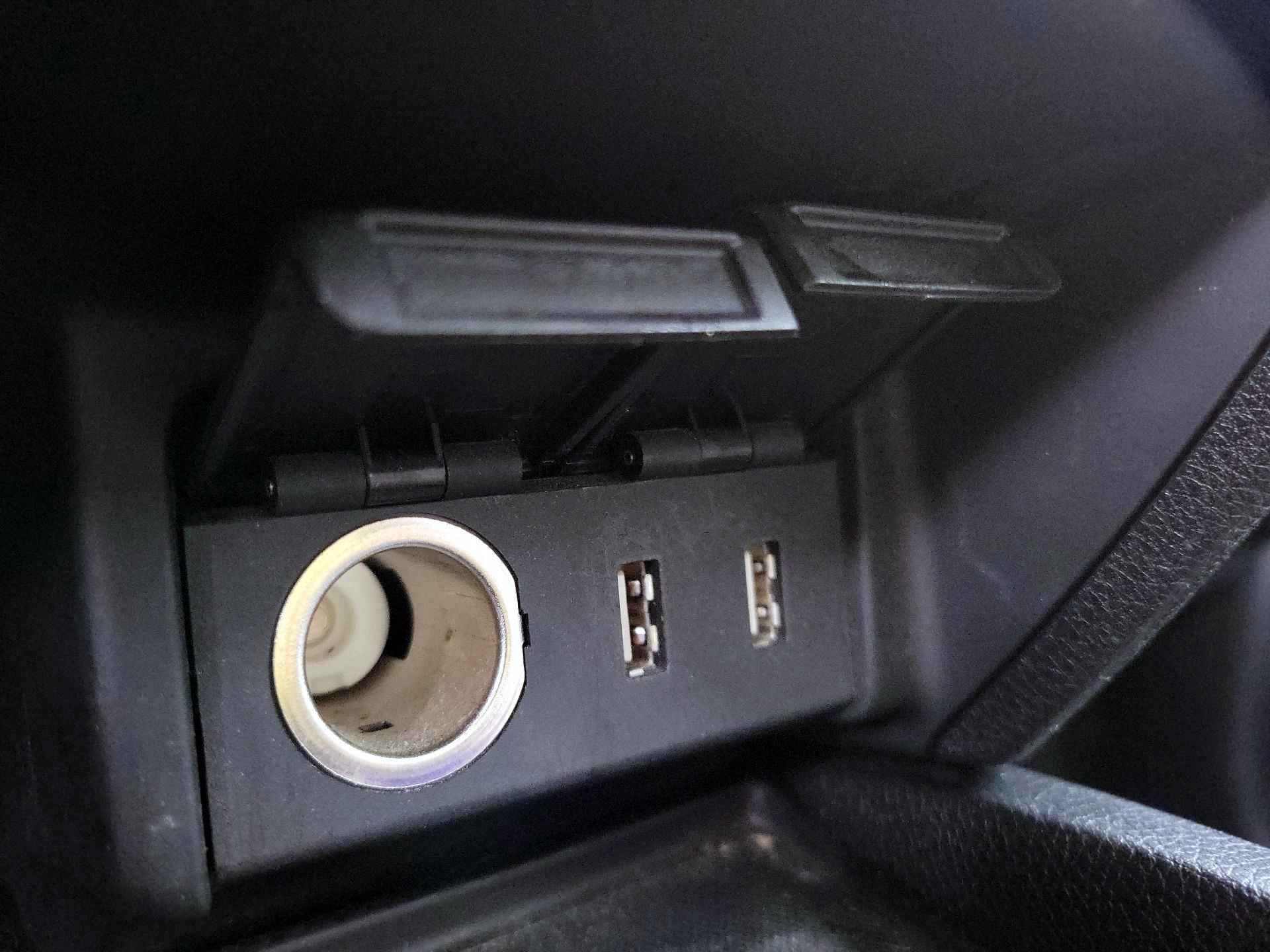 Thumbnail: 2016 Honda Pilot - 18