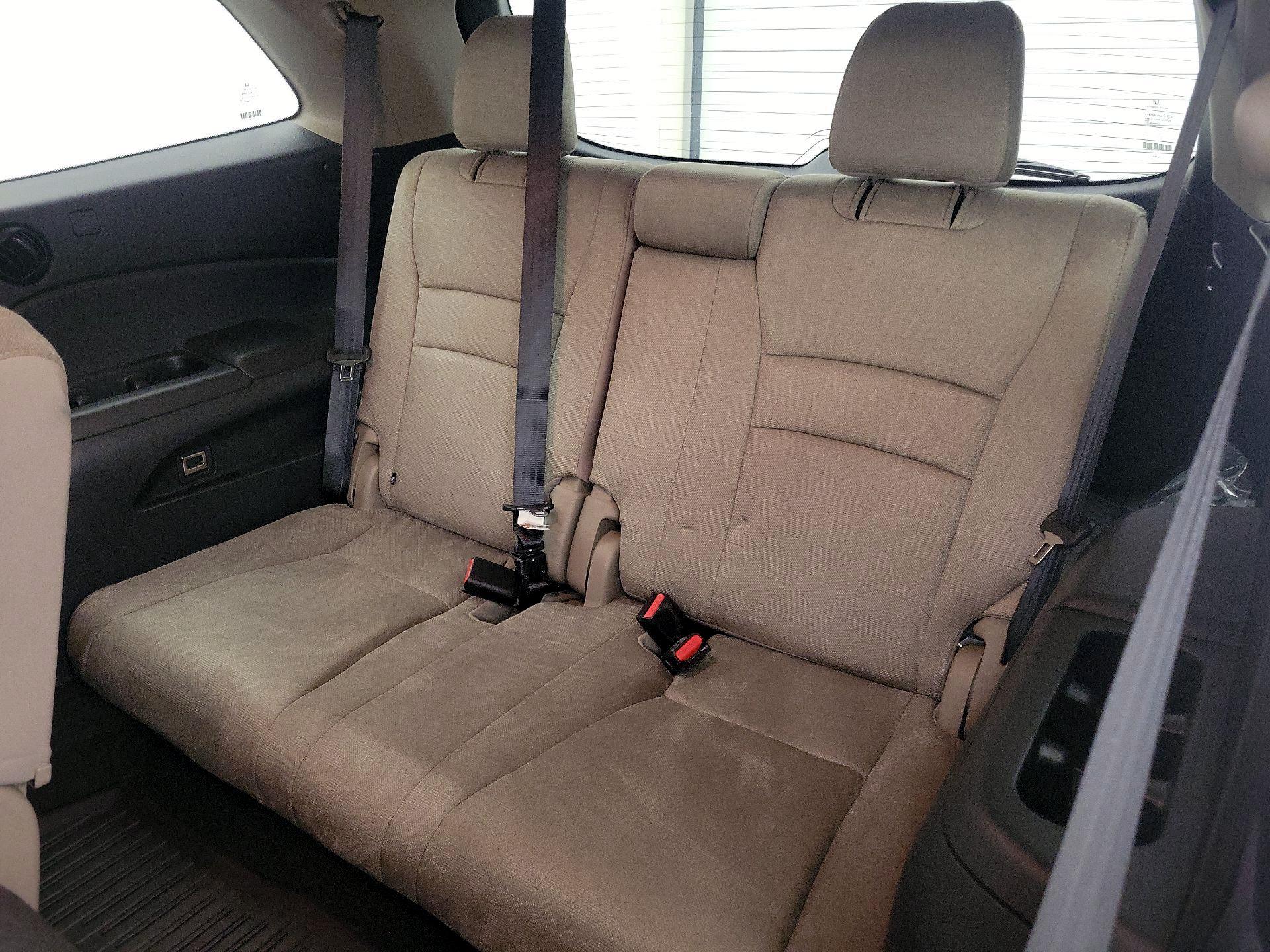 Thumbnail: 2019 Honda Pilot - 20