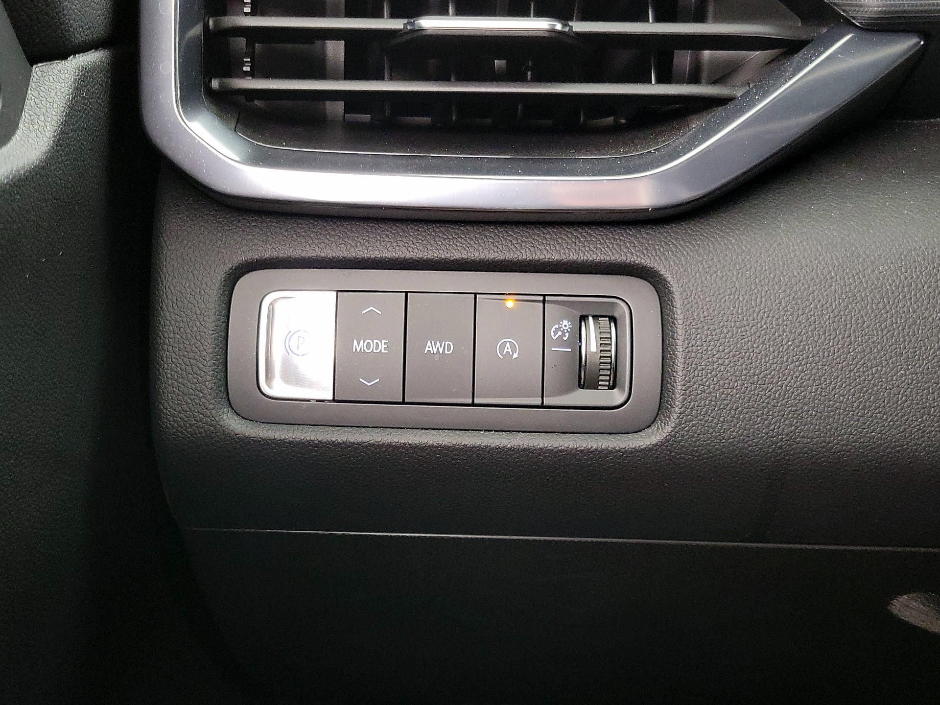 Thumbnail: 2024 GMC Acadia - 13