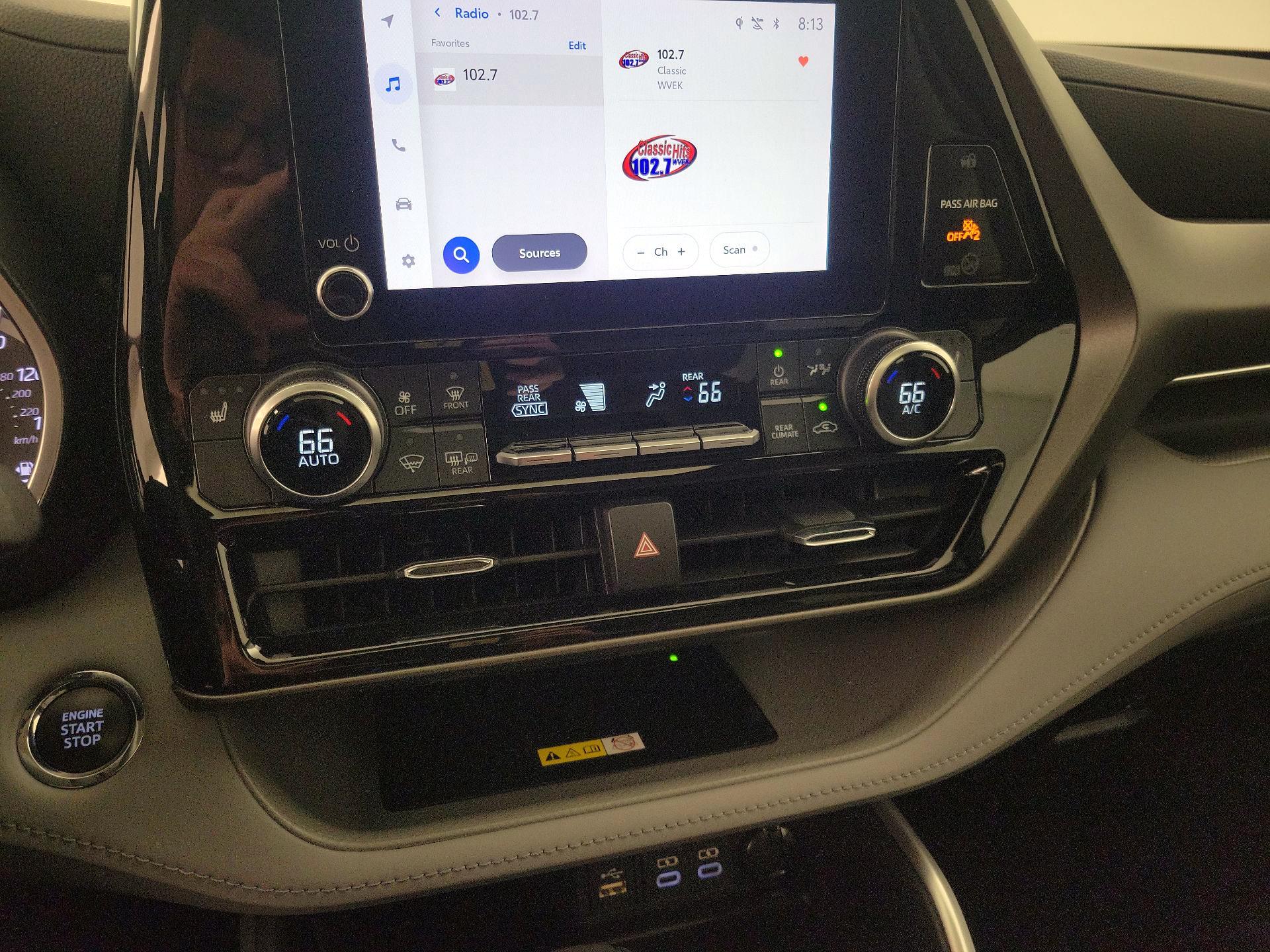 Thumbnail: 2023 Toyota Highlander - 16