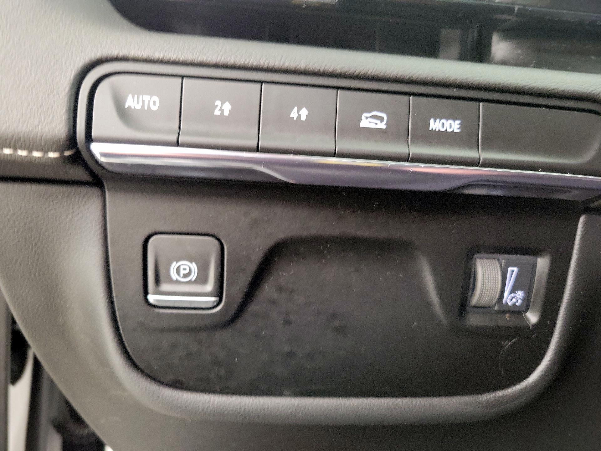 Thumbnail: 2021 Cadillac Escalade - 13