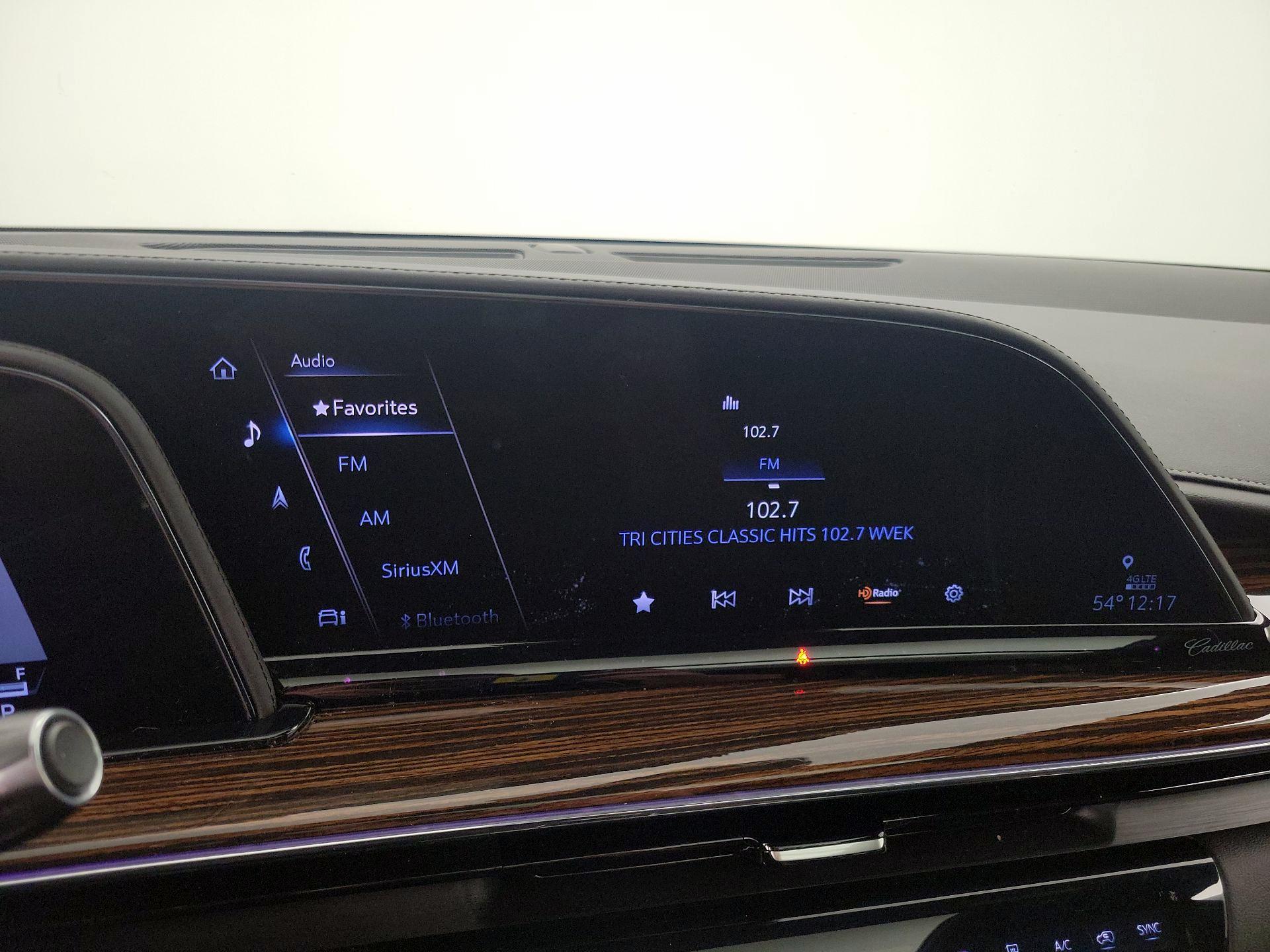 Thumbnail: 2021 Cadillac Escalade - 16