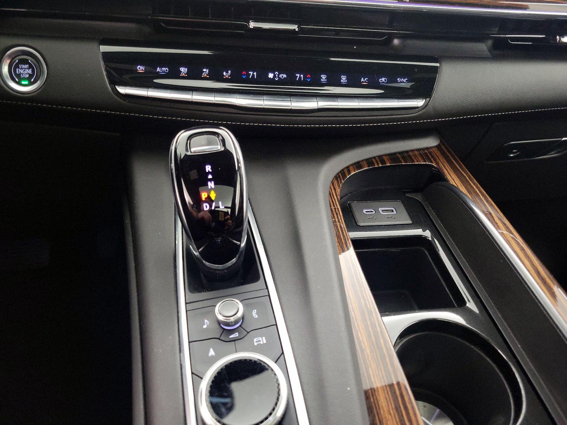 Thumbnail: 2021 Cadillac Escalade - 18