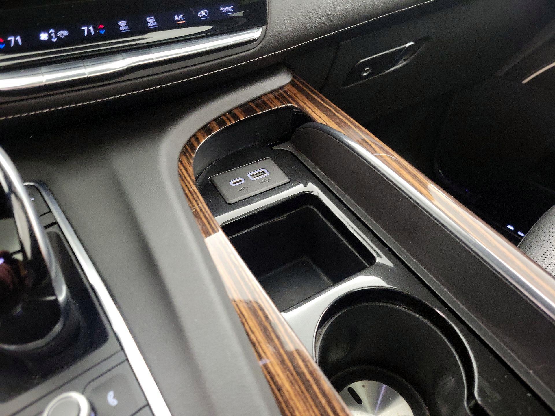 Thumbnail: 2021 Cadillac Escalade - 19