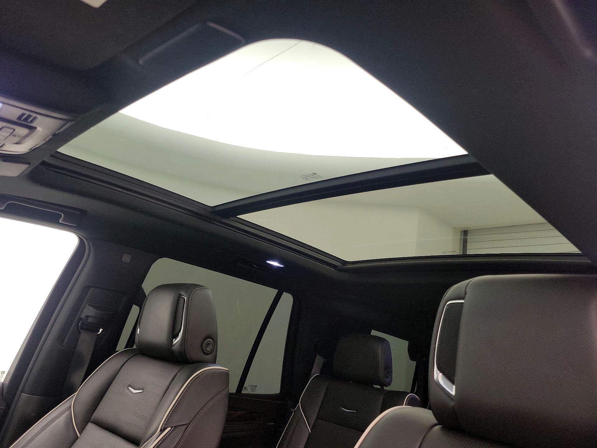 Thumbnail: 2021 Cadillac Escalade - 20