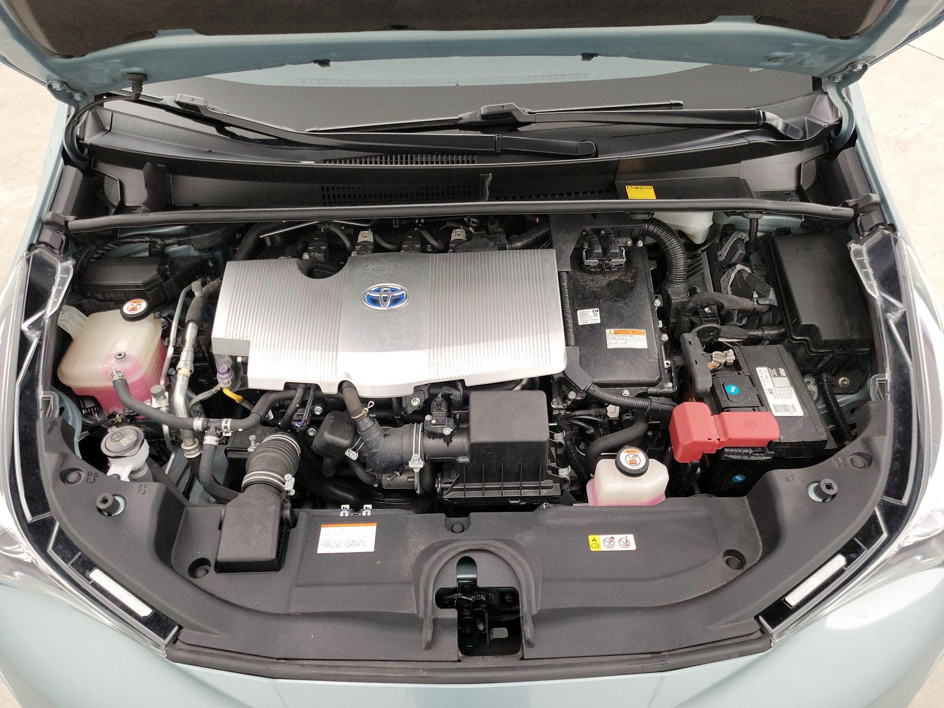 Thumbnail: 2017 Toyota Prius - 20