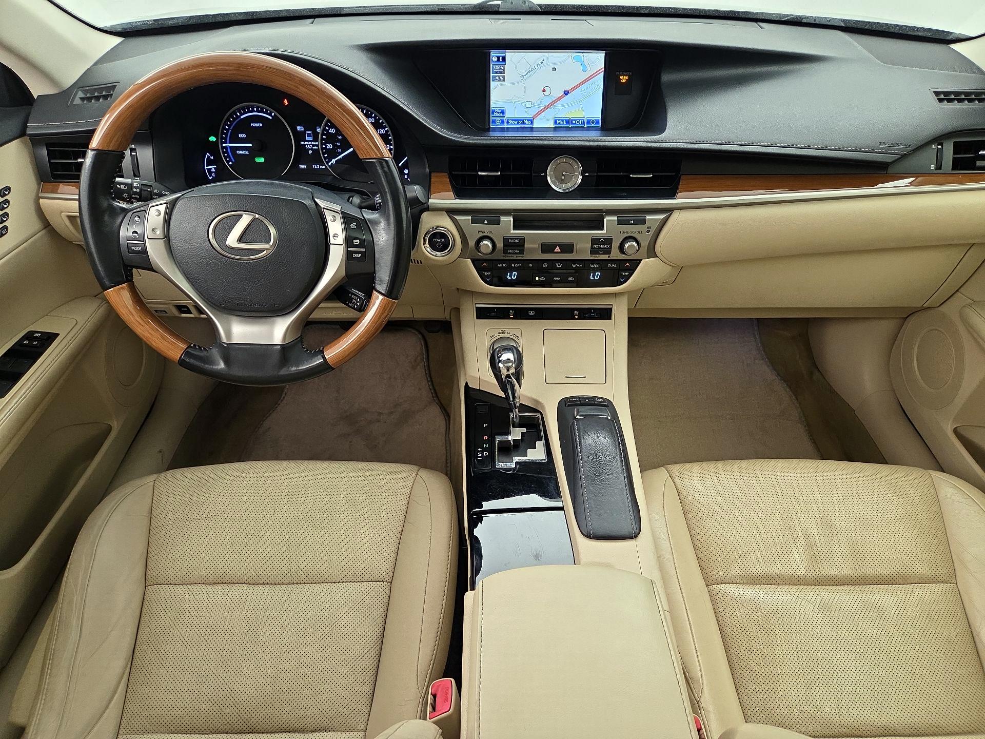 Thumbnail: 2014 Lexus ES - 9