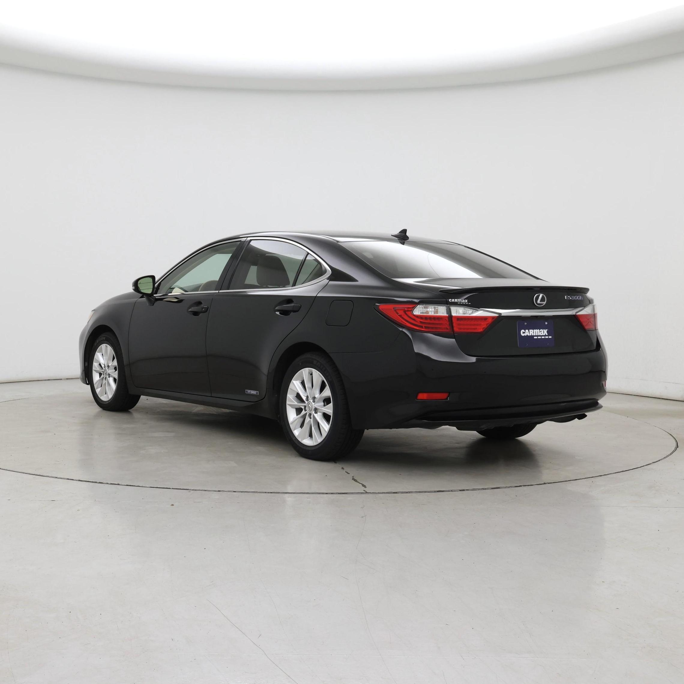 Thumbnail: 2014 Lexus ES - 2