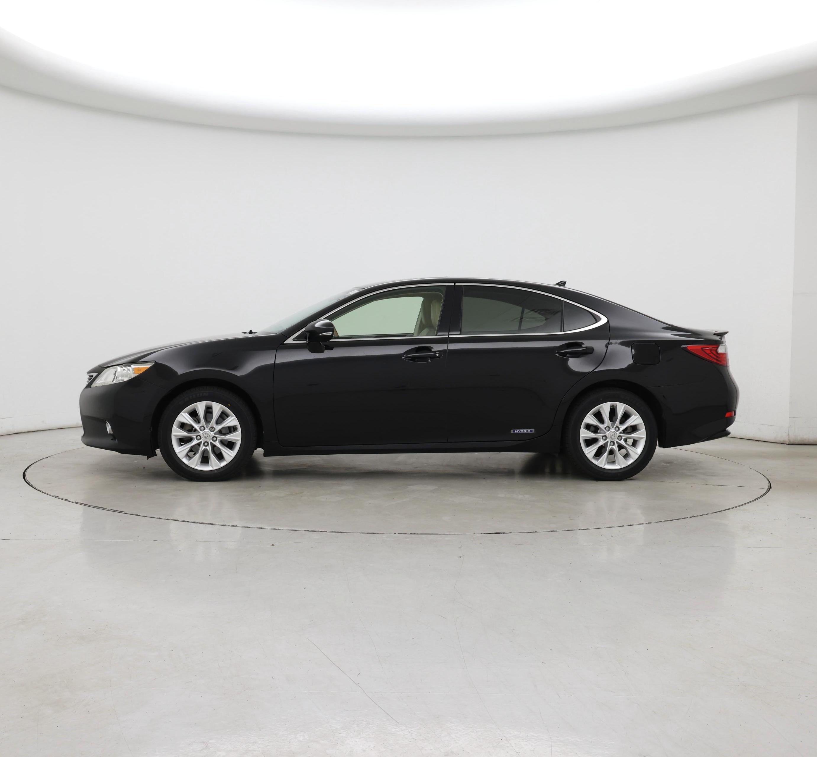 Thumbnail: 2014 Lexus ES - 3