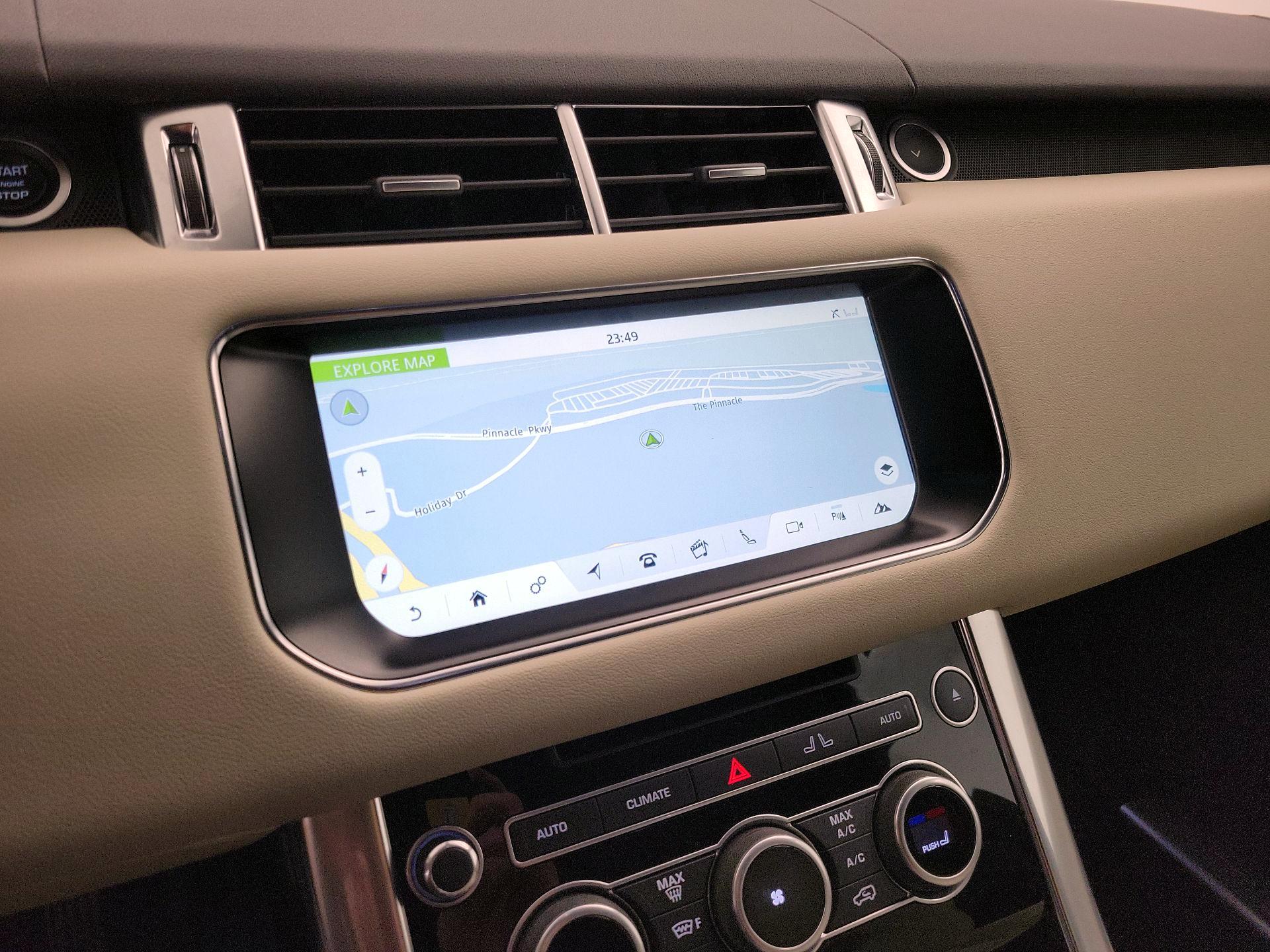 Thumbnail: 2017 Land Rover Range Rover Sport - 14