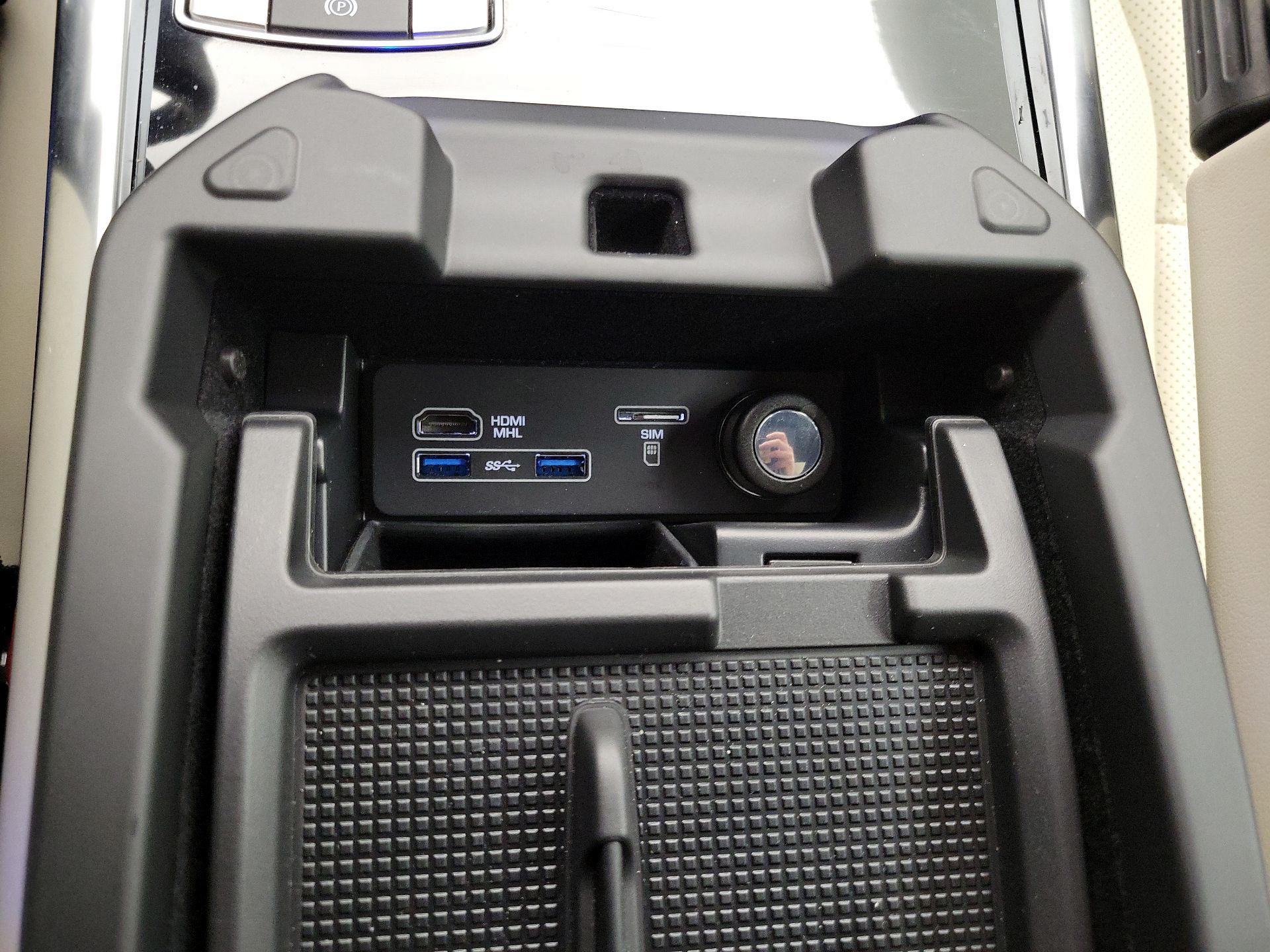 Thumbnail: 2017 Land Rover Range Rover Sport - 19