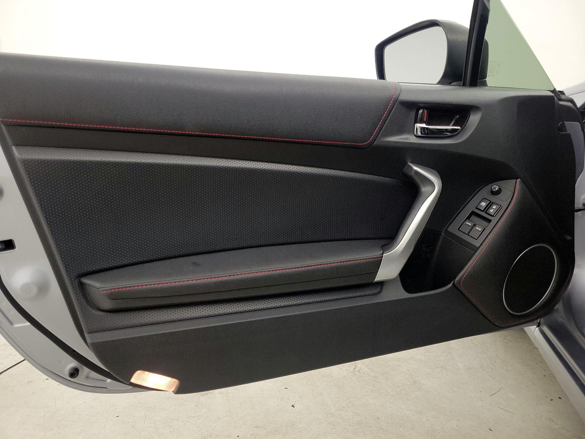 Thumbnail: 2016 Subaru BRZ - 12