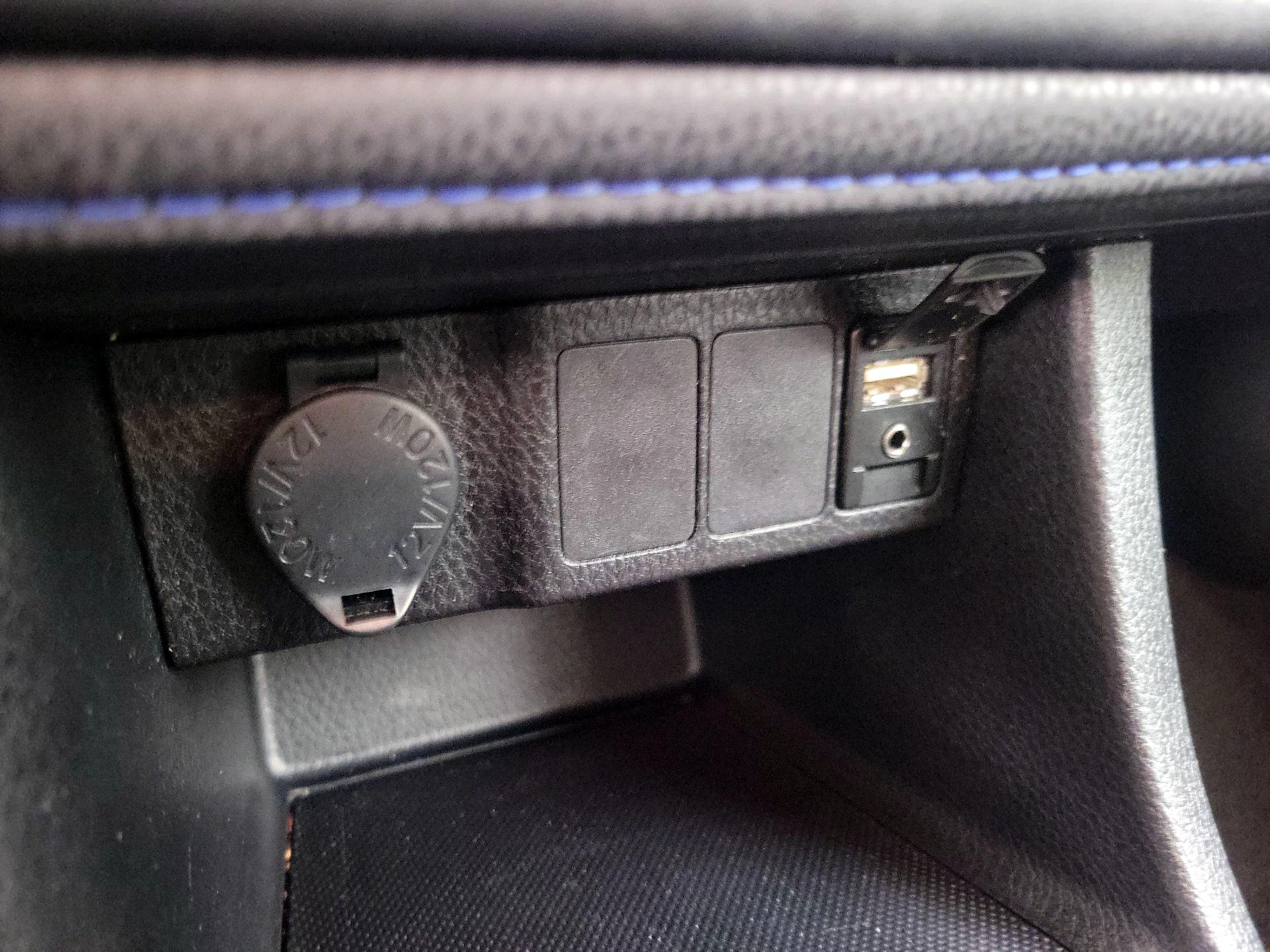 Thumbnail: 2017 Toyota Corolla - 18