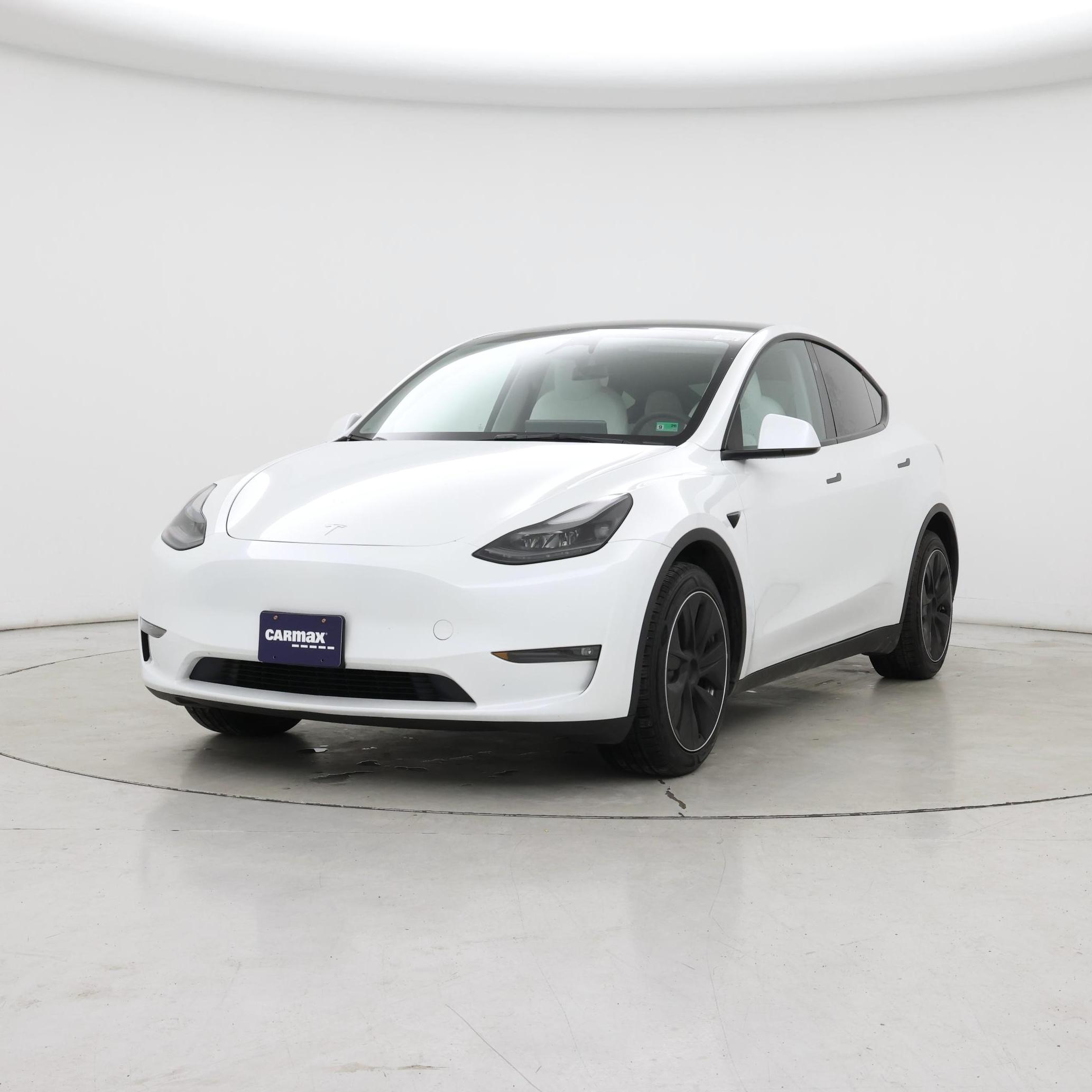 Thumbnail: 2023 Tesla Model Y - 4