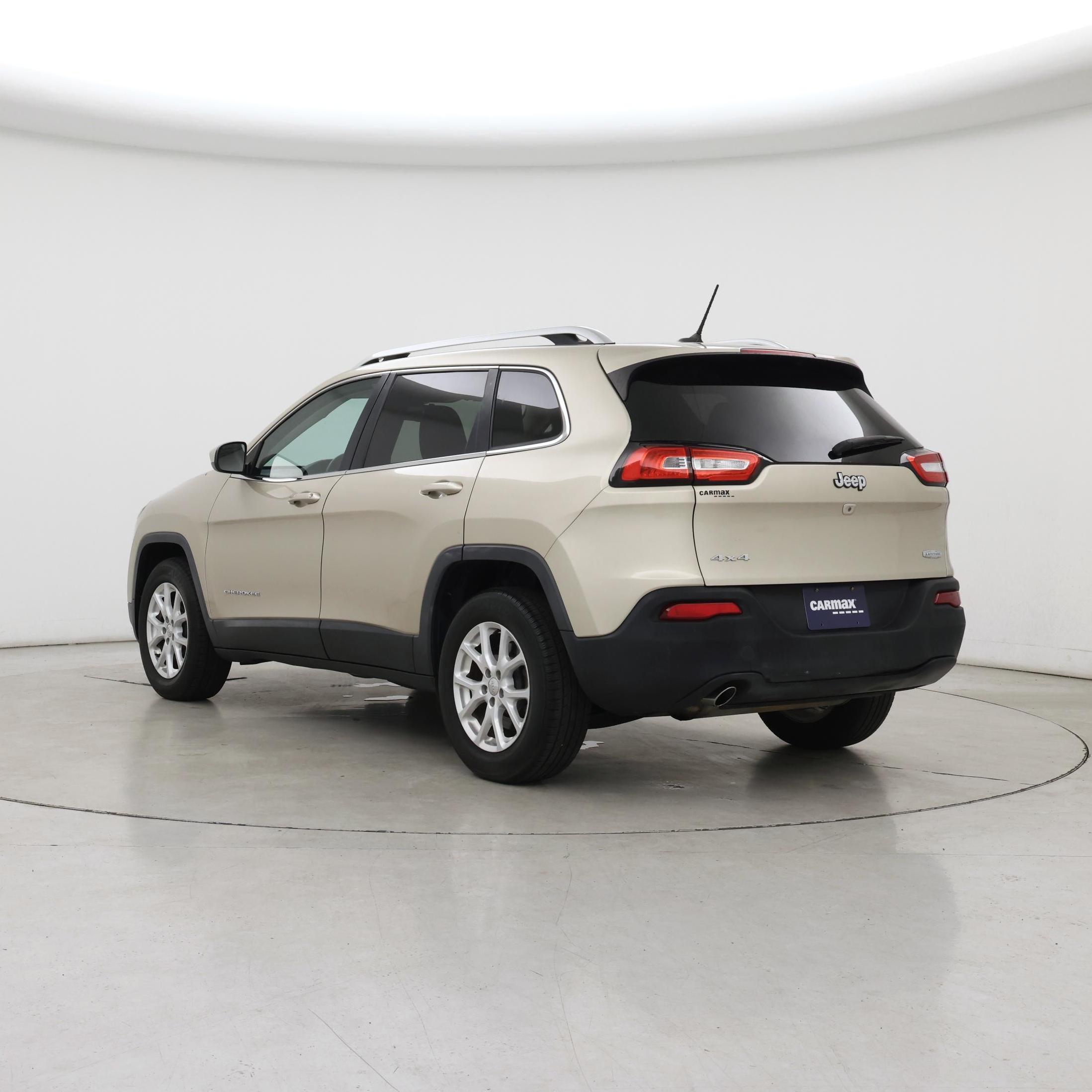 Thumbnail: 2015 Jeep Cherokee - 2