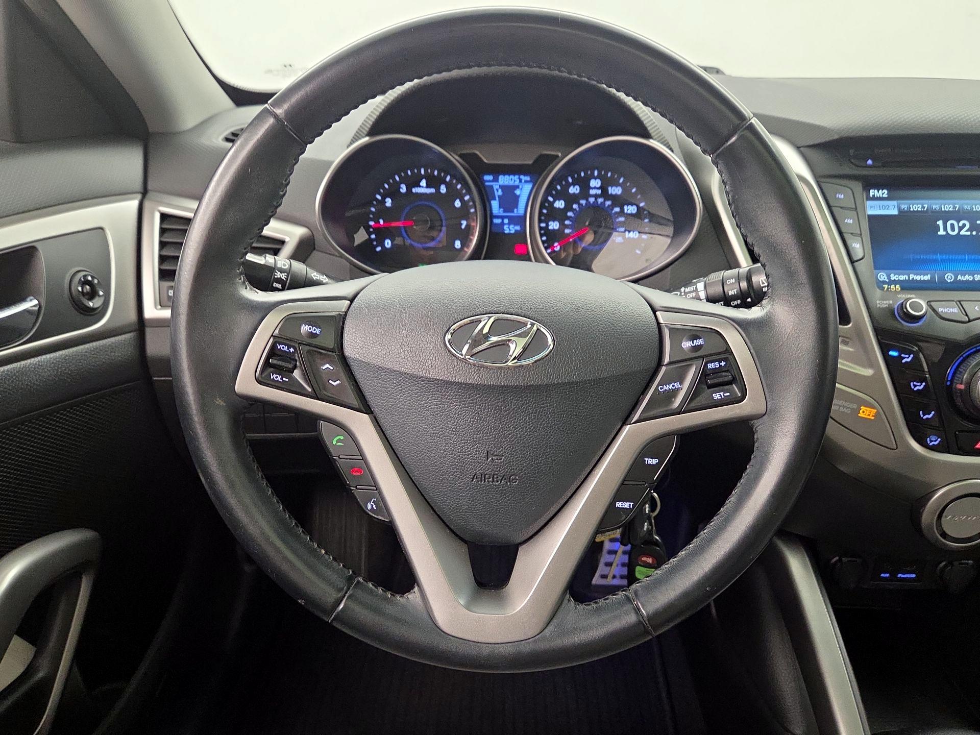 Thumbnail: 2014 Hyundai Veloster - 10