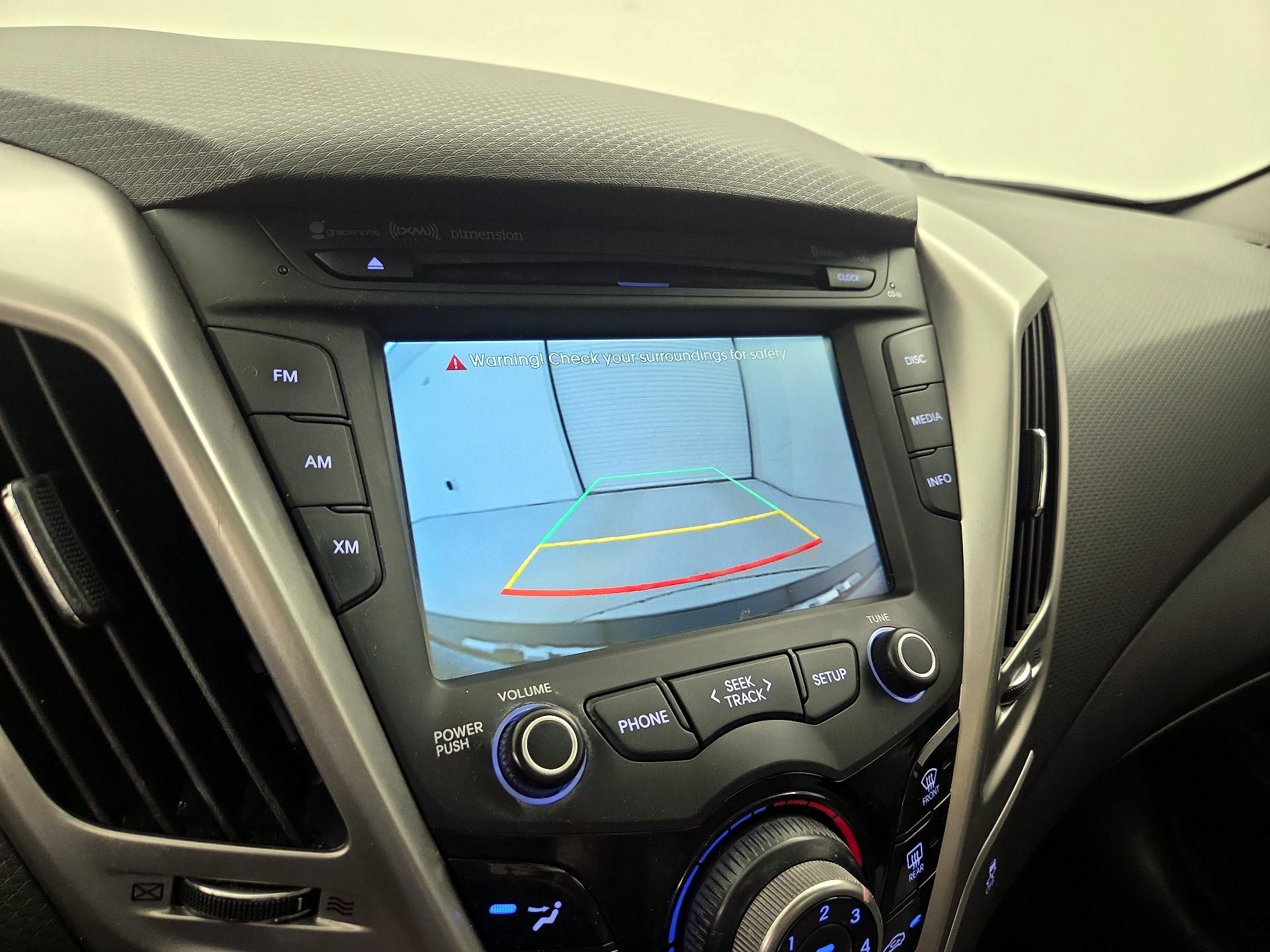 Thumbnail: 2014 Hyundai Veloster - 14