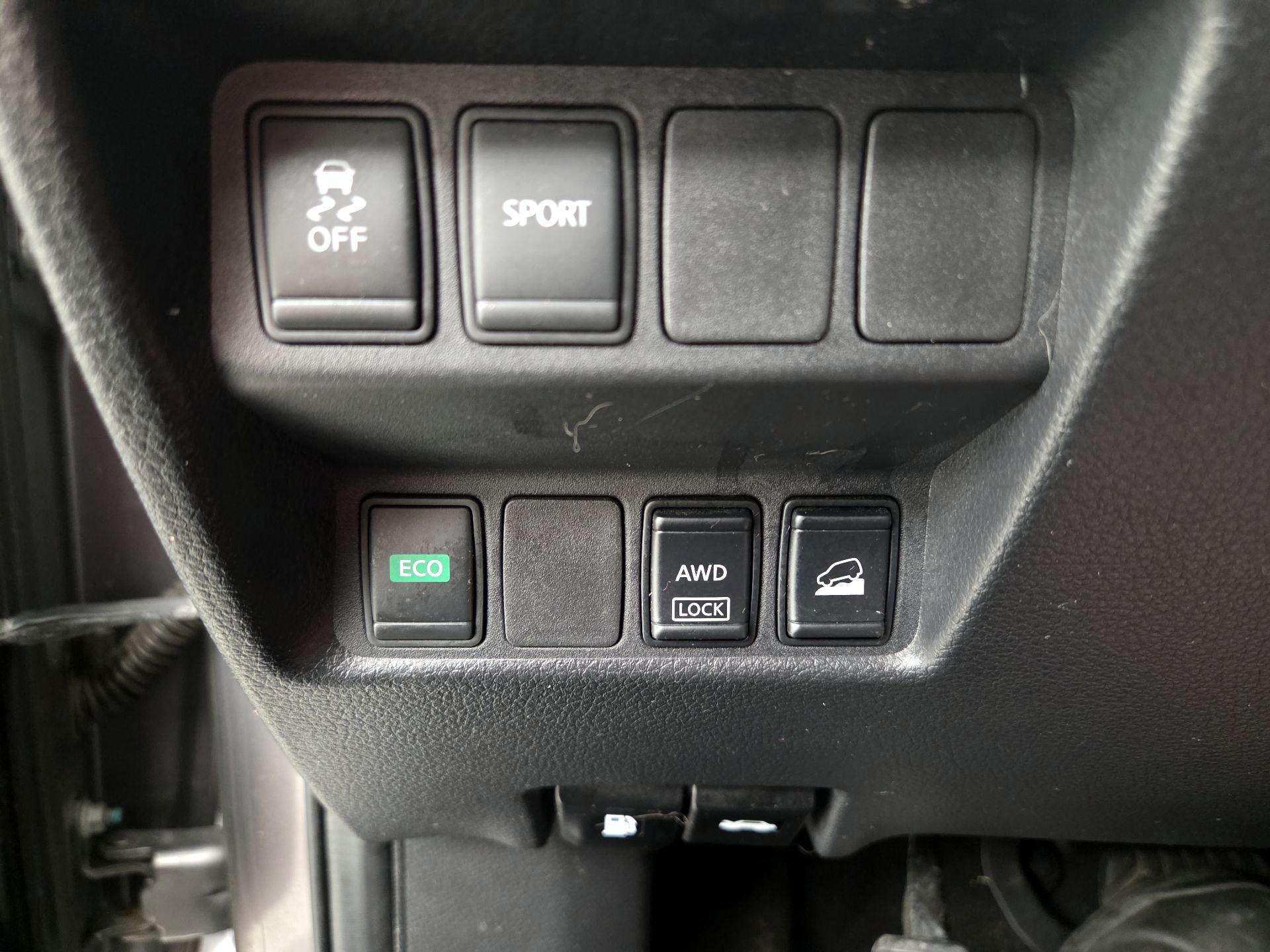 Thumbnail: 2016 Nissan Rogue - 13