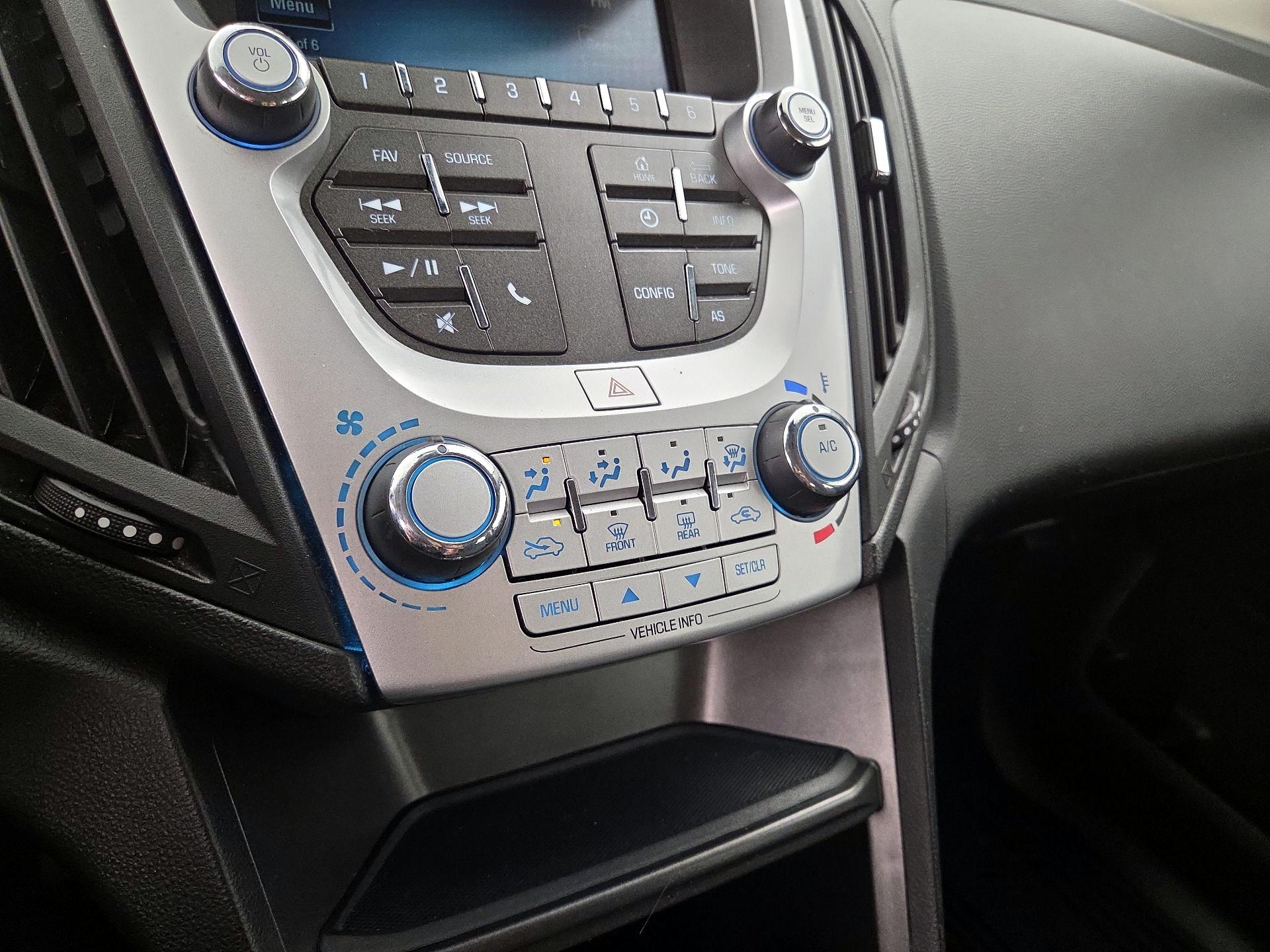 Thumbnail: 2017 Chevrolet Equinox - 16