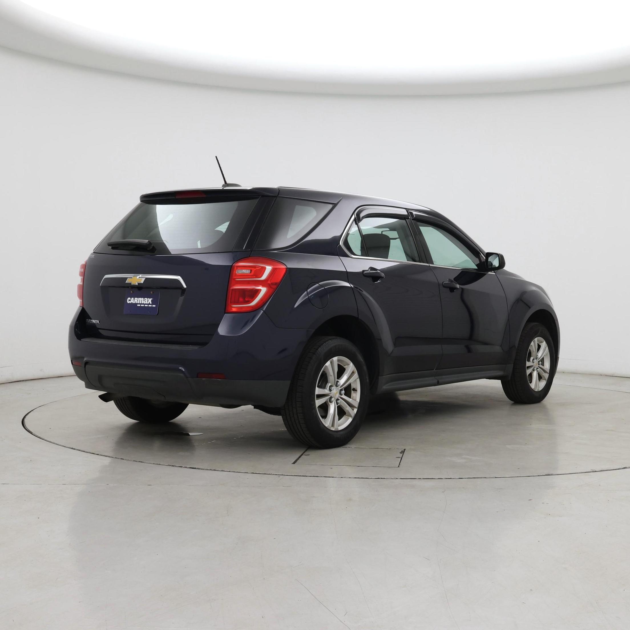 Thumbnail: 2017 Chevrolet Equinox - 8