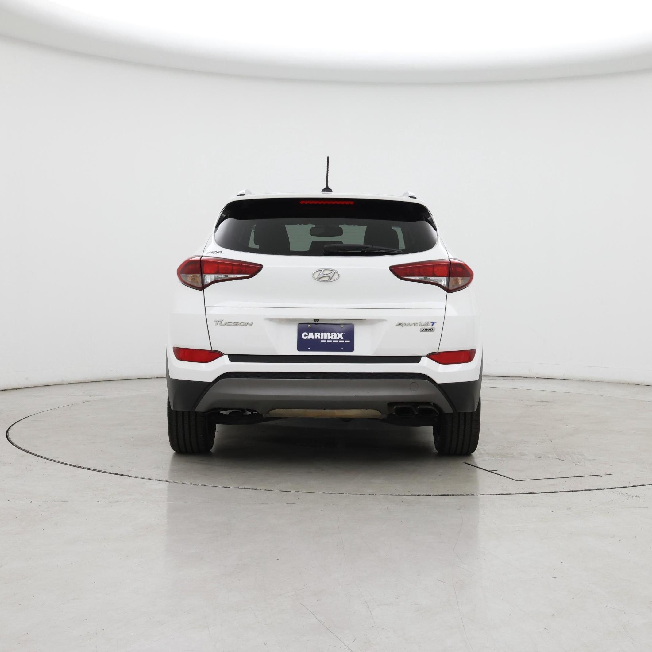 Thumbnail: 2016 Hyundai Tucson - 6