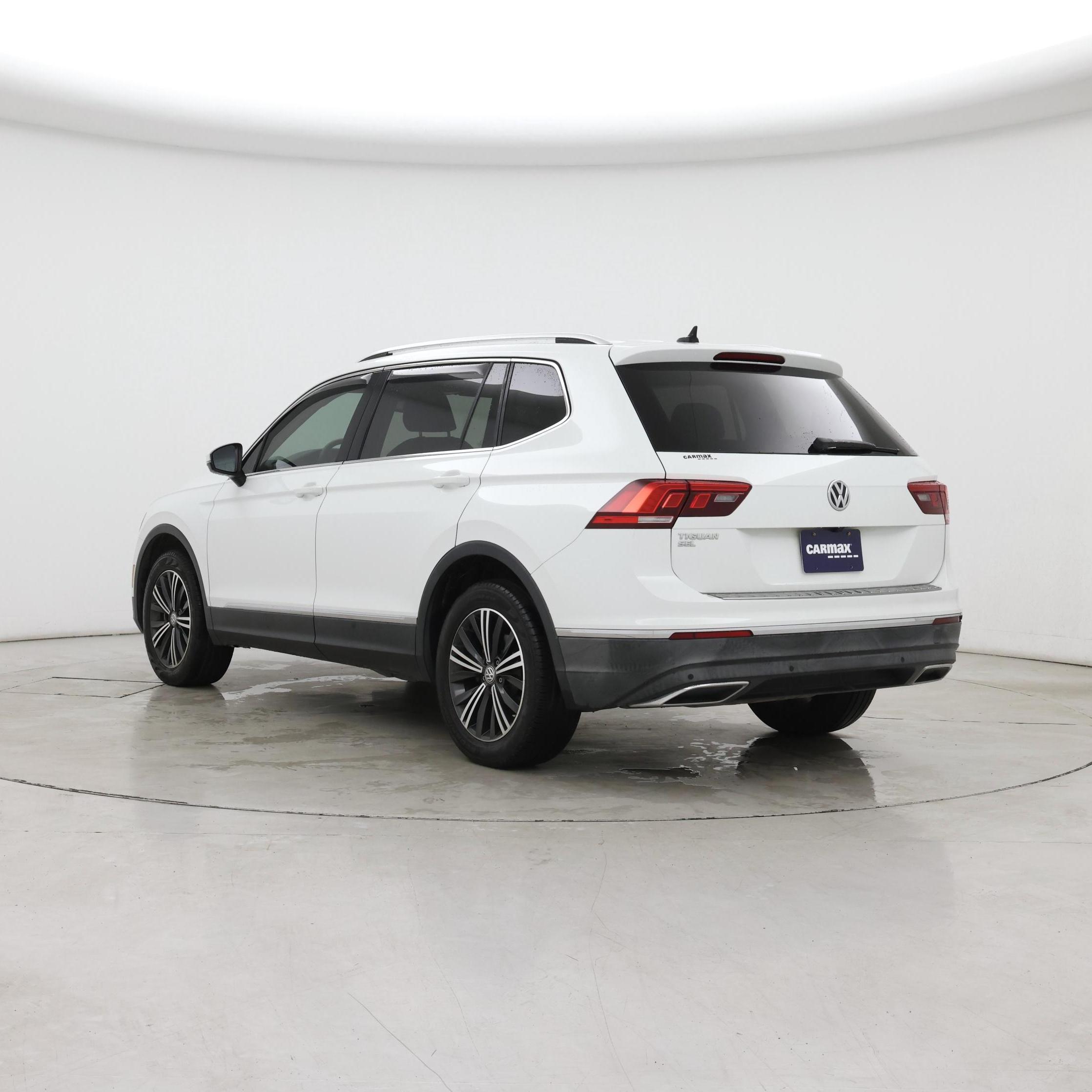 Thumbnail: 2019 Volkswagen Tiguan - 2