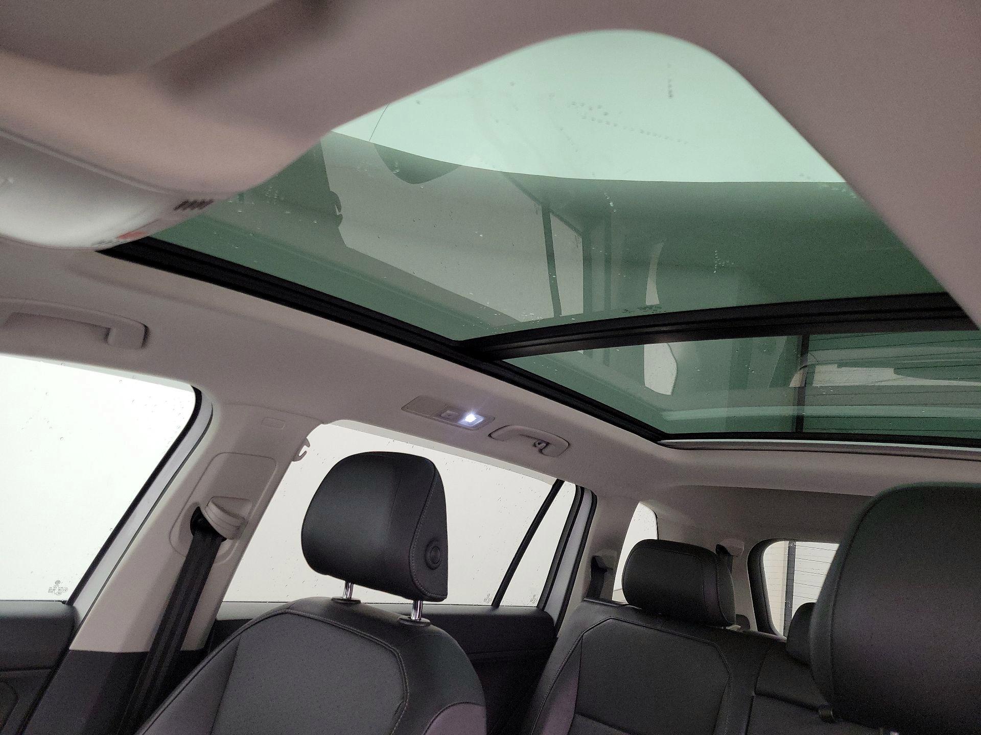 Thumbnail: 2019 Volkswagen Tiguan - 20