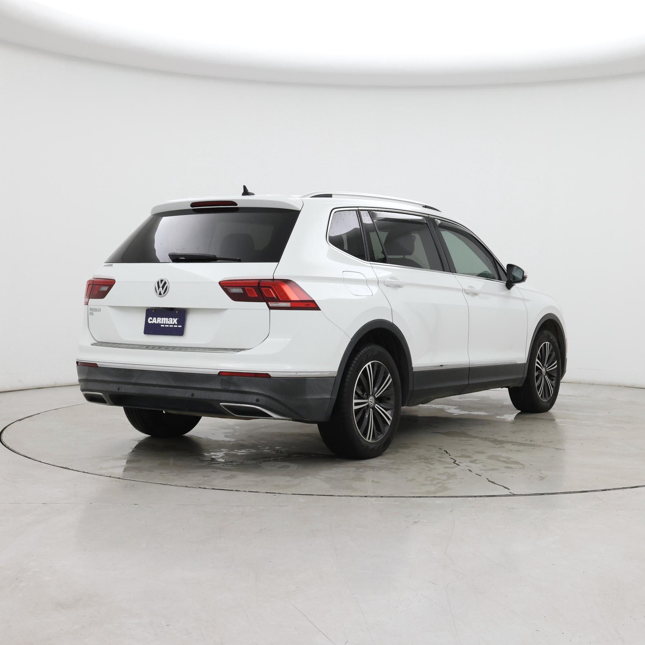 Thumbnail: 2019 Volkswagen Tiguan - 8