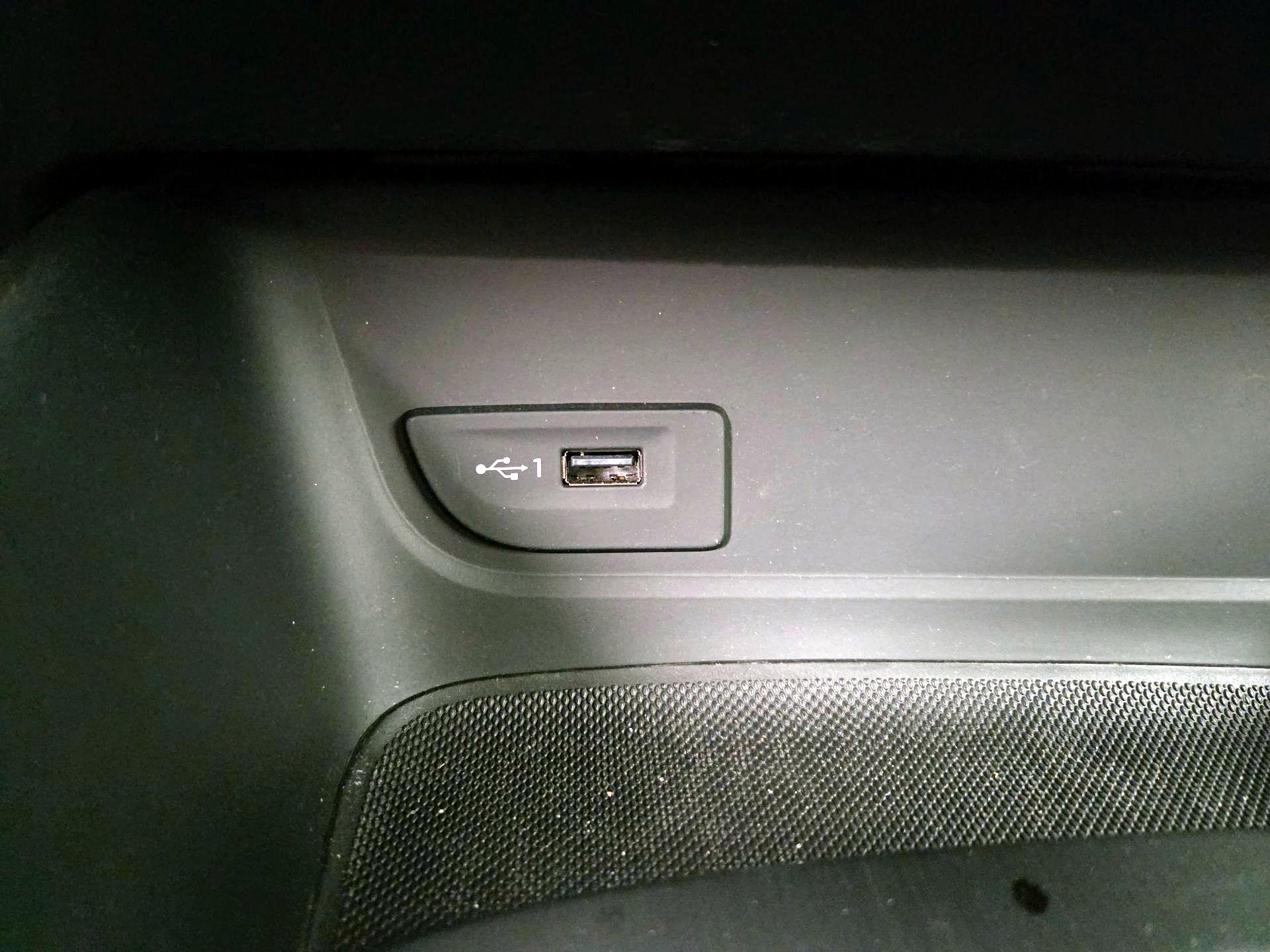 Thumbnail: 2018 Audi S3 - 19