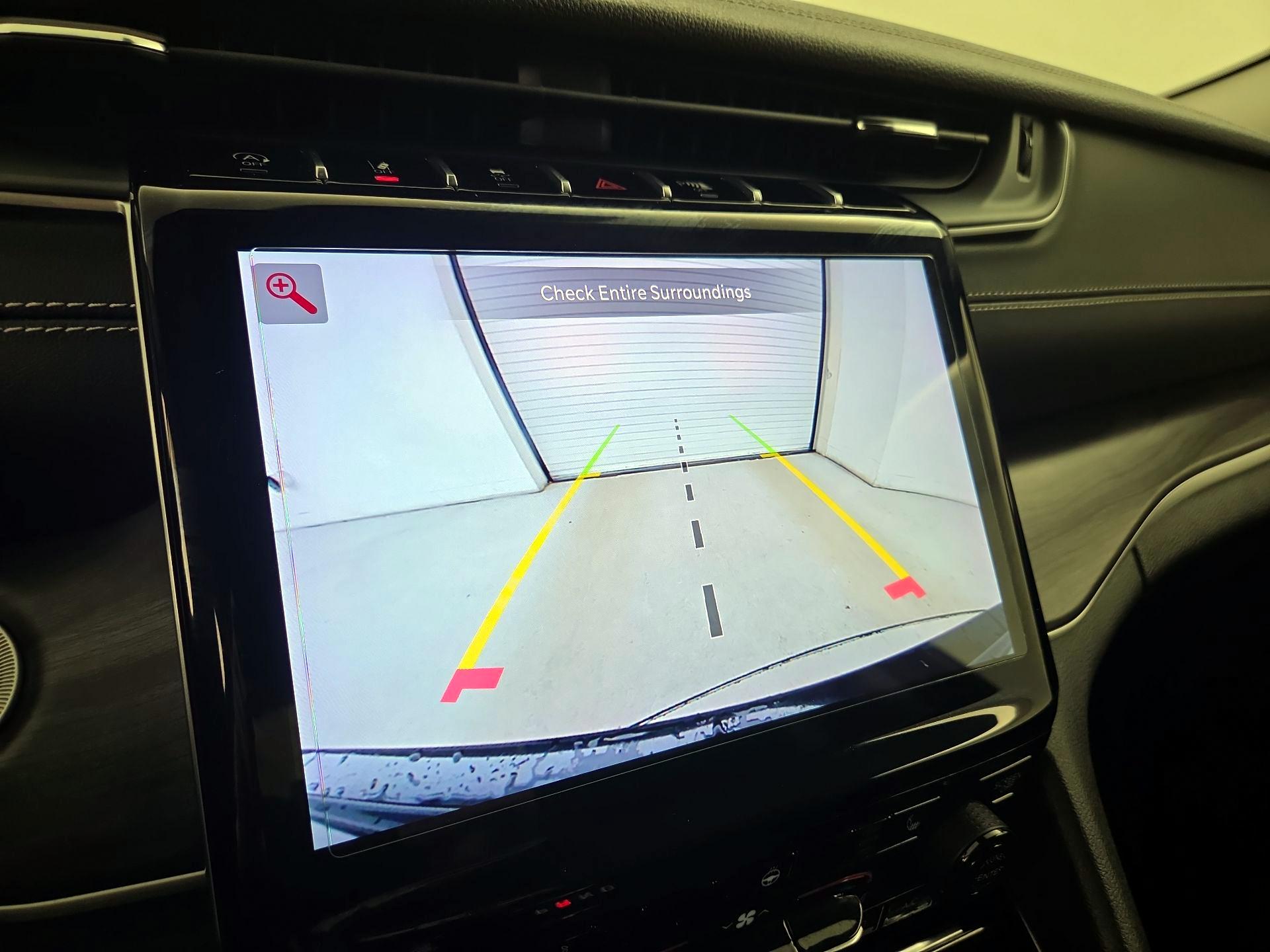 Thumbnail: 2023 Jeep Grand Cherokee - 15