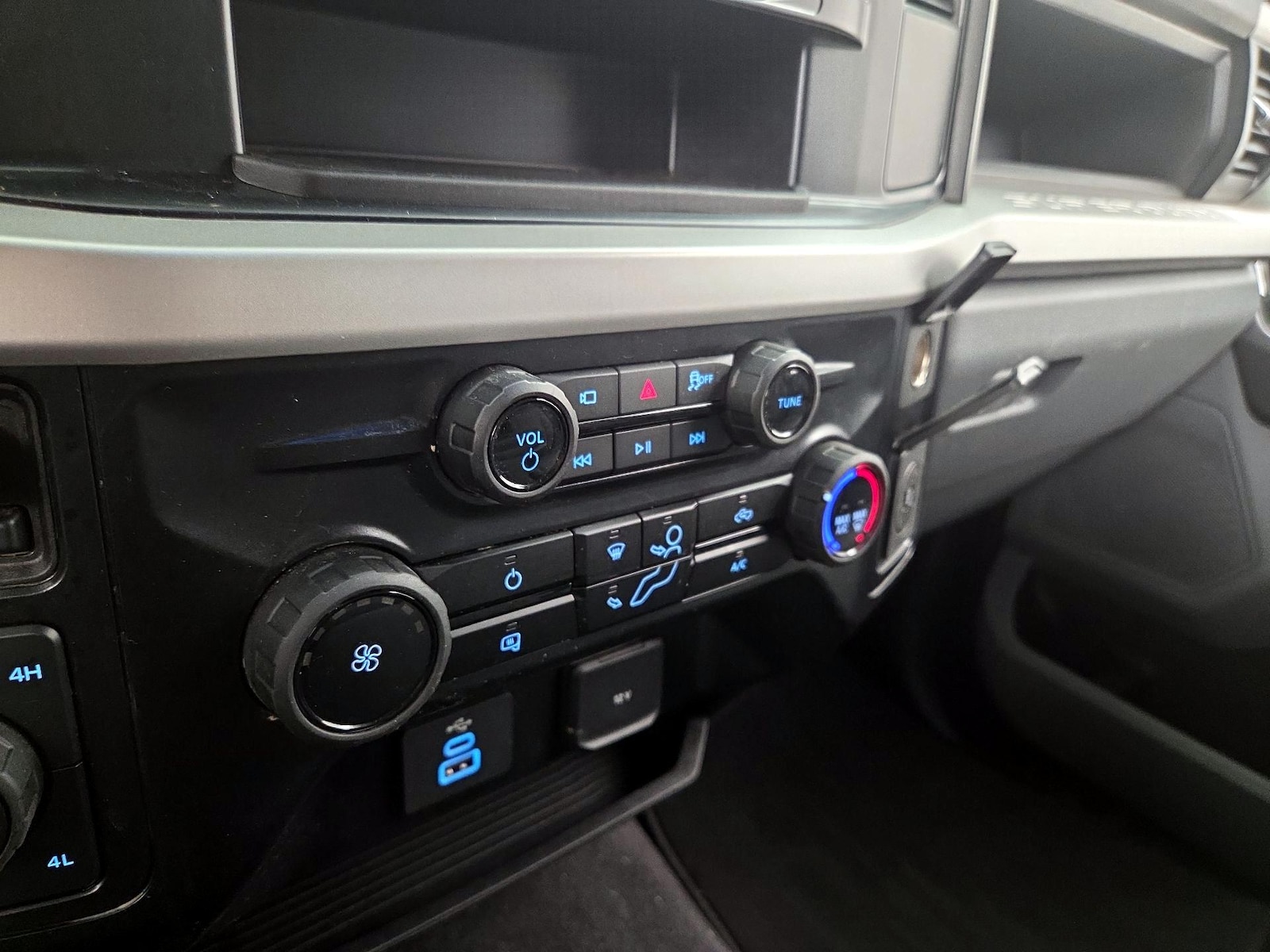 2025 Ford F-250 Super Duty XL - Photo 17