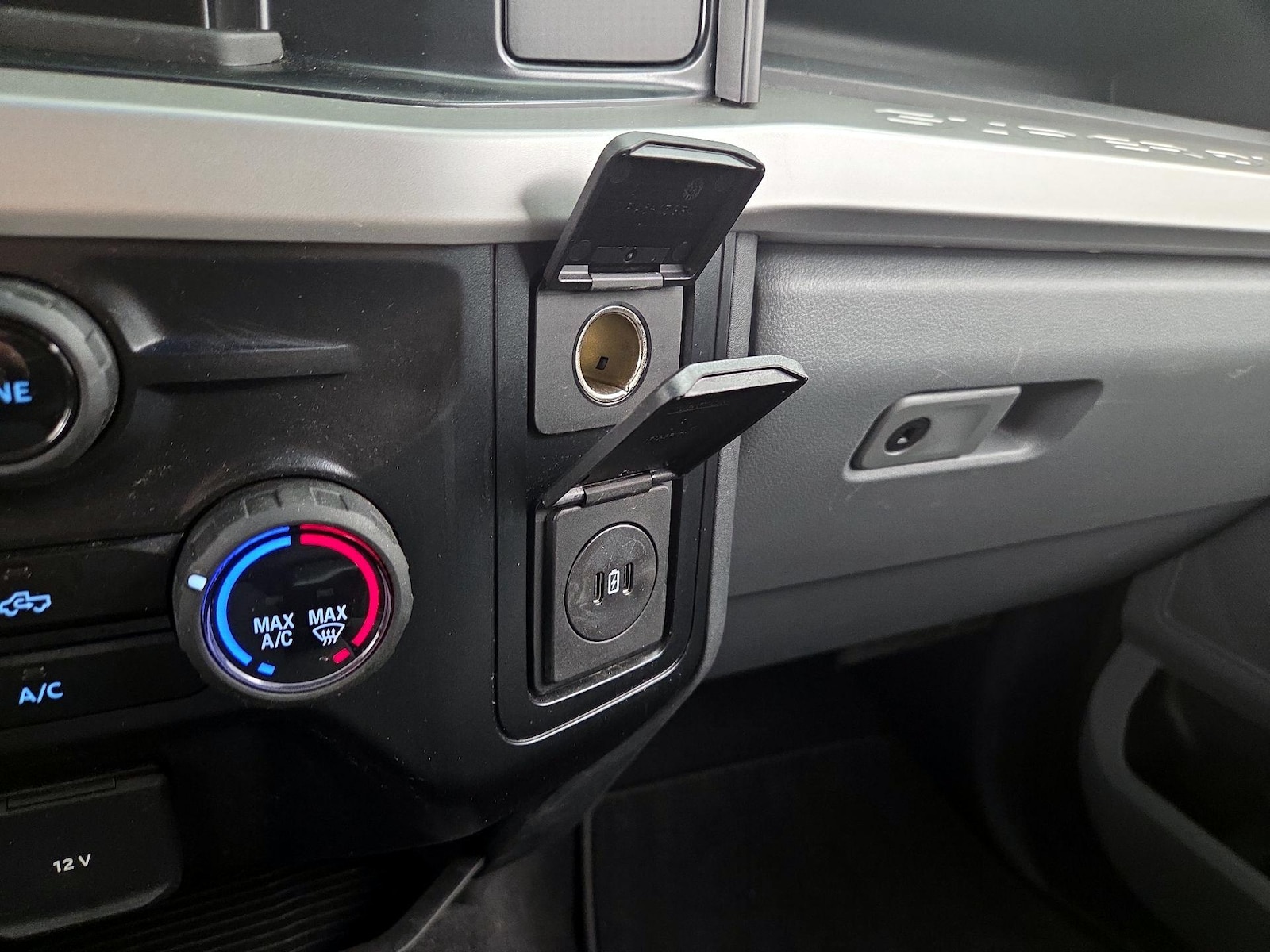 2025 Ford F-250 Super Duty XL - Photo 19