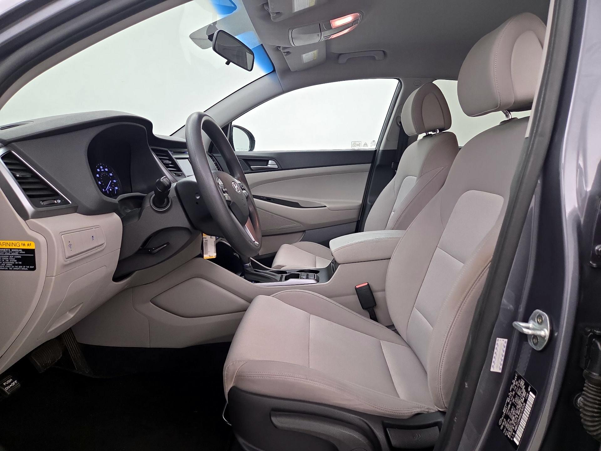 Thumbnail: 2016 Hyundai Tucson - 11