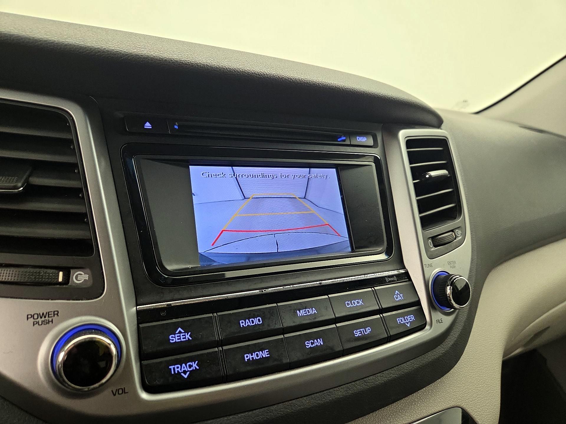 Thumbnail: 2016 Hyundai Tucson - 14