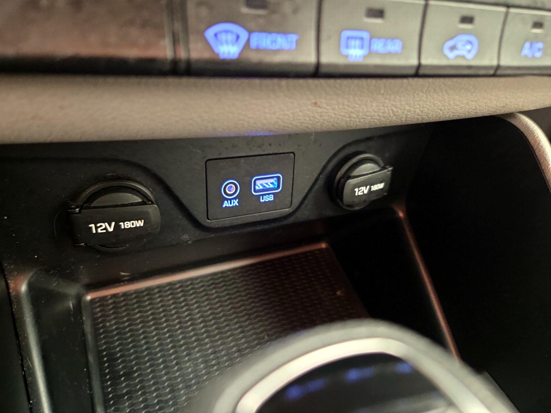 Thumbnail: 2016 Hyundai Tucson - 18