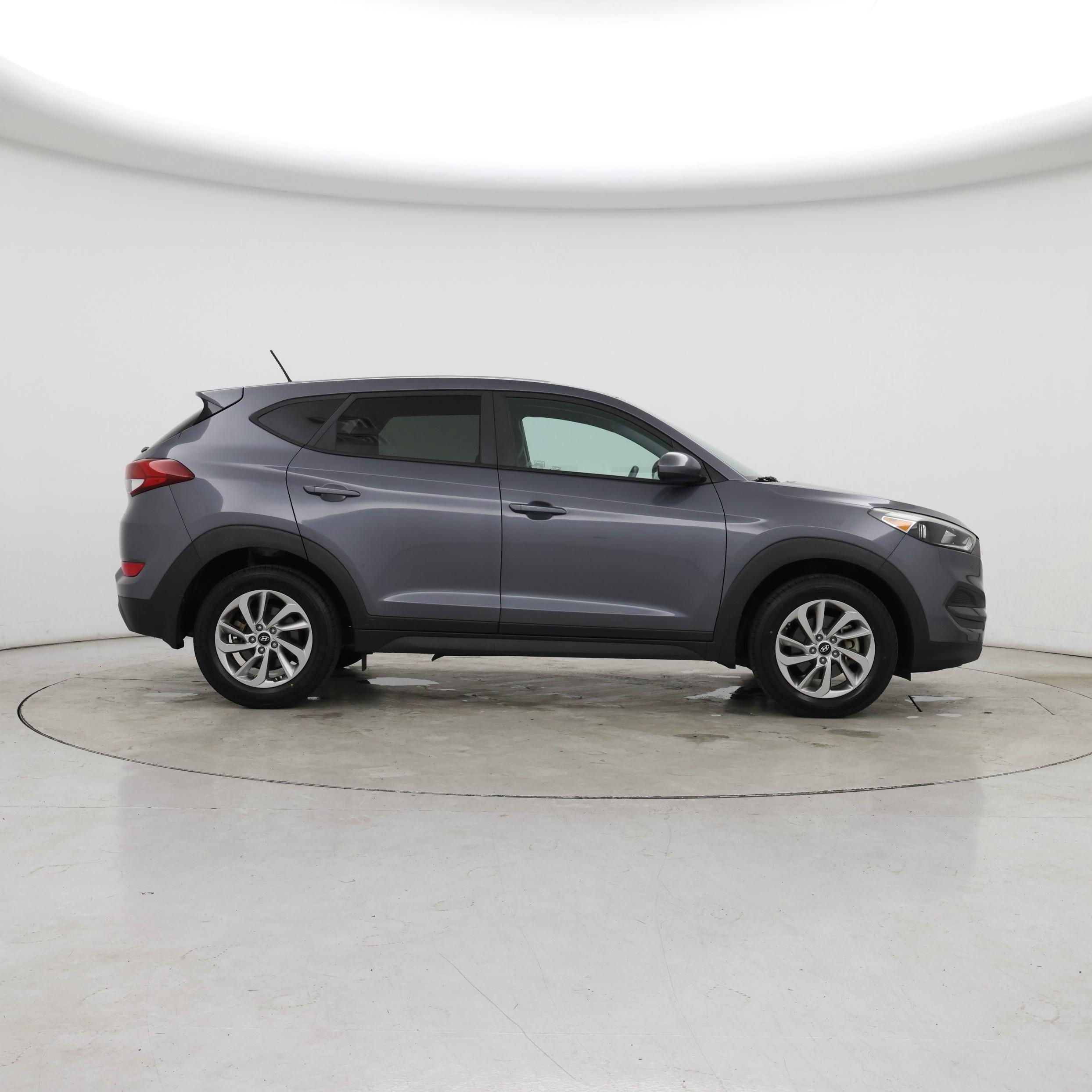 Thumbnail: 2016 Hyundai Tucson - 7