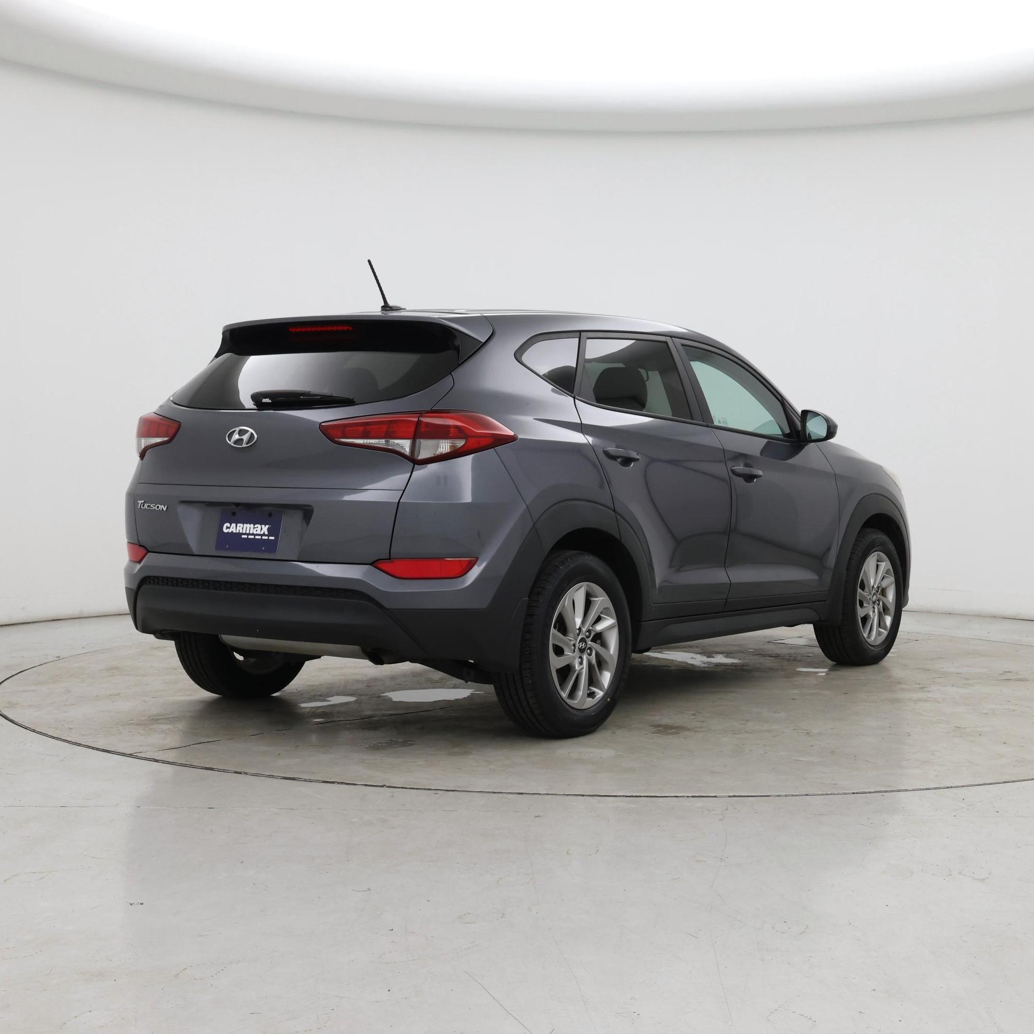 Thumbnail: 2016 Hyundai Tucson - 8