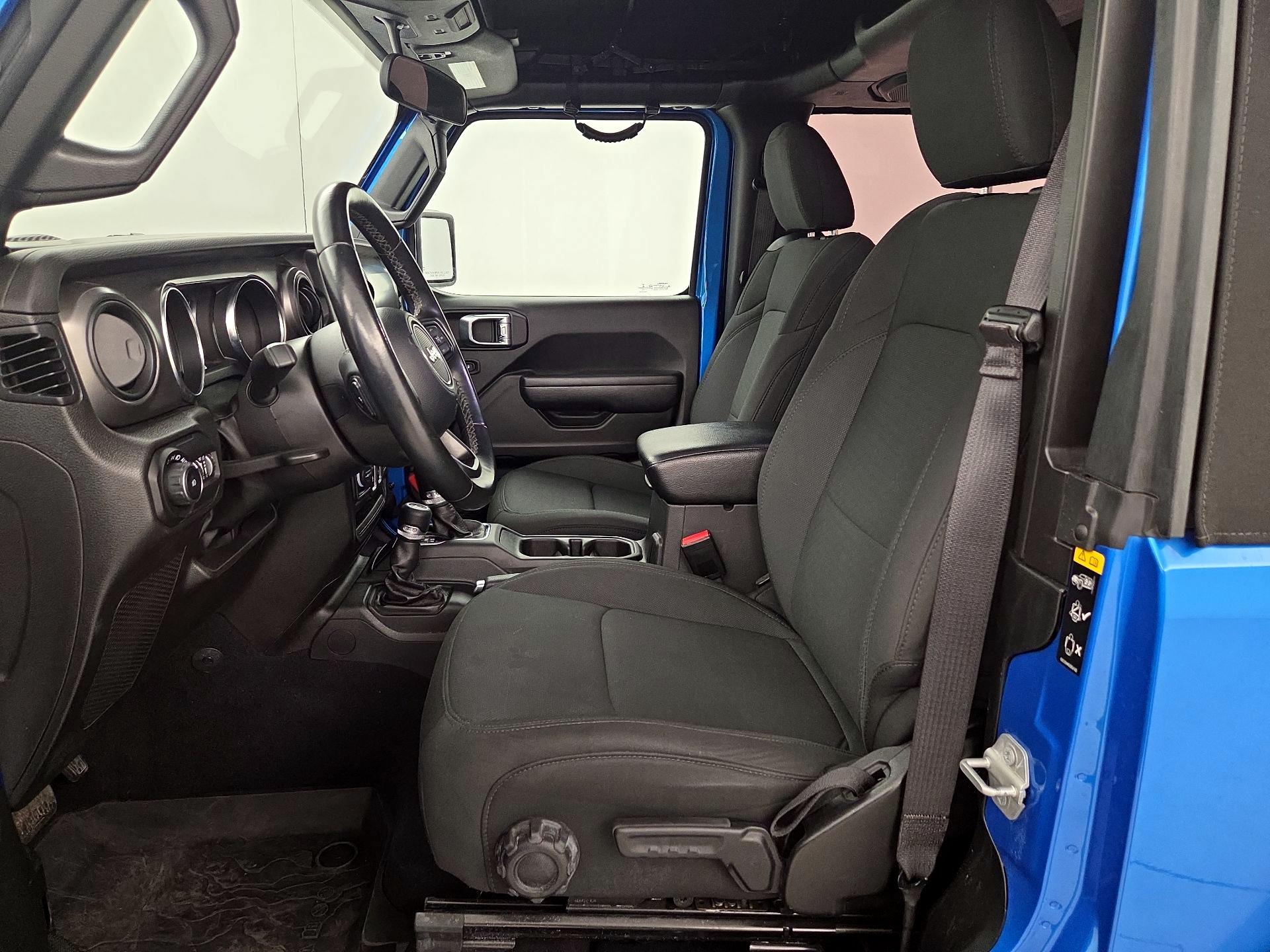 Thumbnail: 2022 Jeep Wrangler - 11