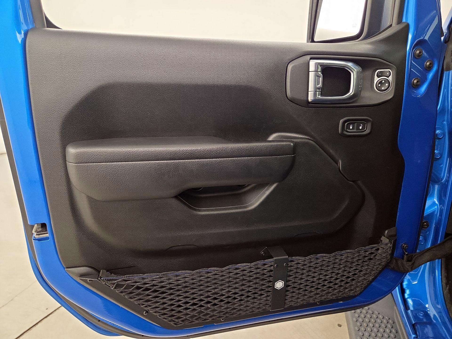 Thumbnail: 2022 Jeep Wrangler - 12