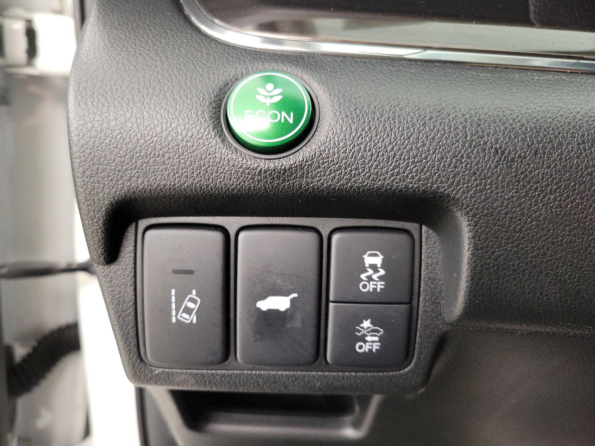 Thumbnail: 2016 Honda CR-V - 13