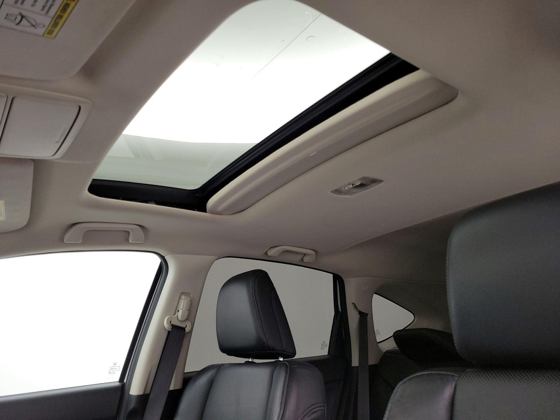 Thumbnail: 2016 Honda CR-V - 19