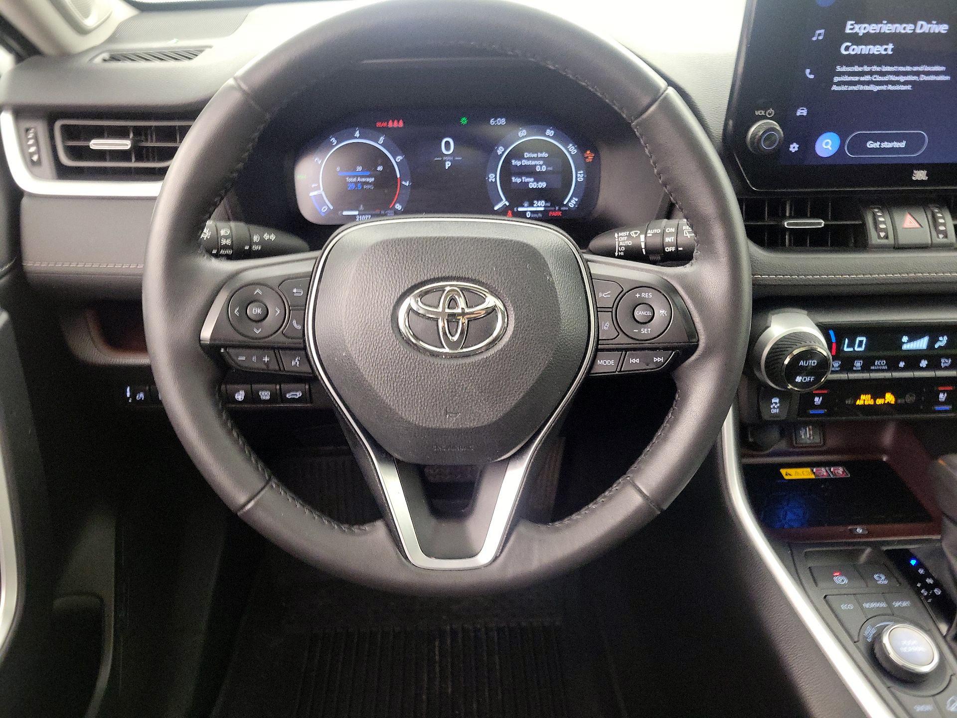 Thumbnail: 2024 Toyota RAV4 - 10