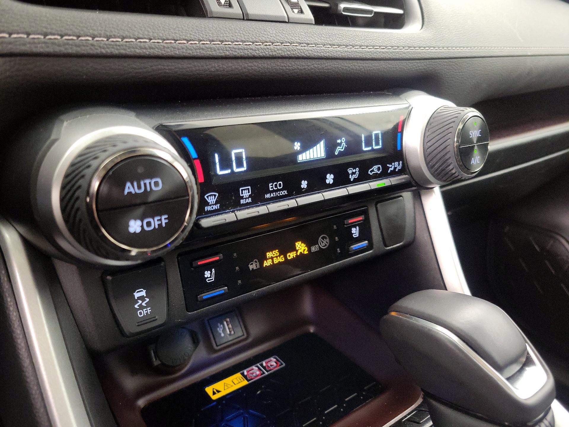 Thumbnail: 2024 Toyota RAV4 - 16