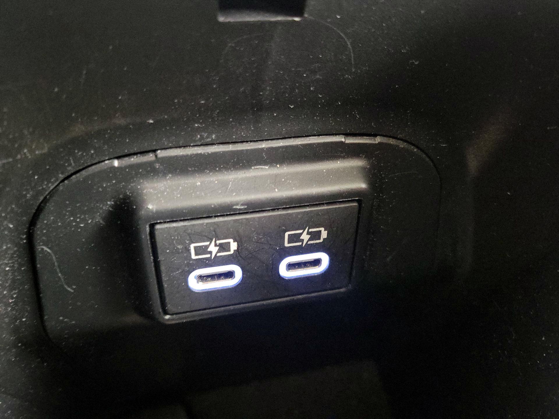 Thumbnail: 2024 Toyota RAV4 - 18