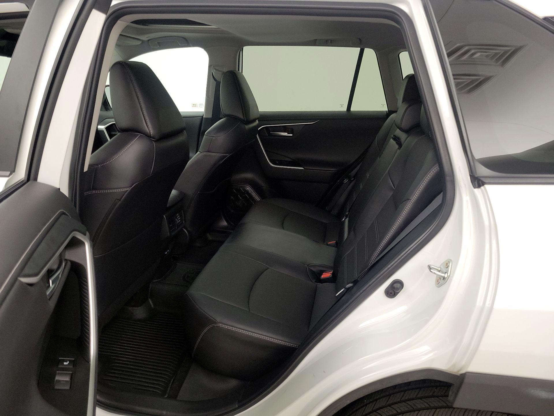 Thumbnail: 2024 Toyota RAV4 - 20