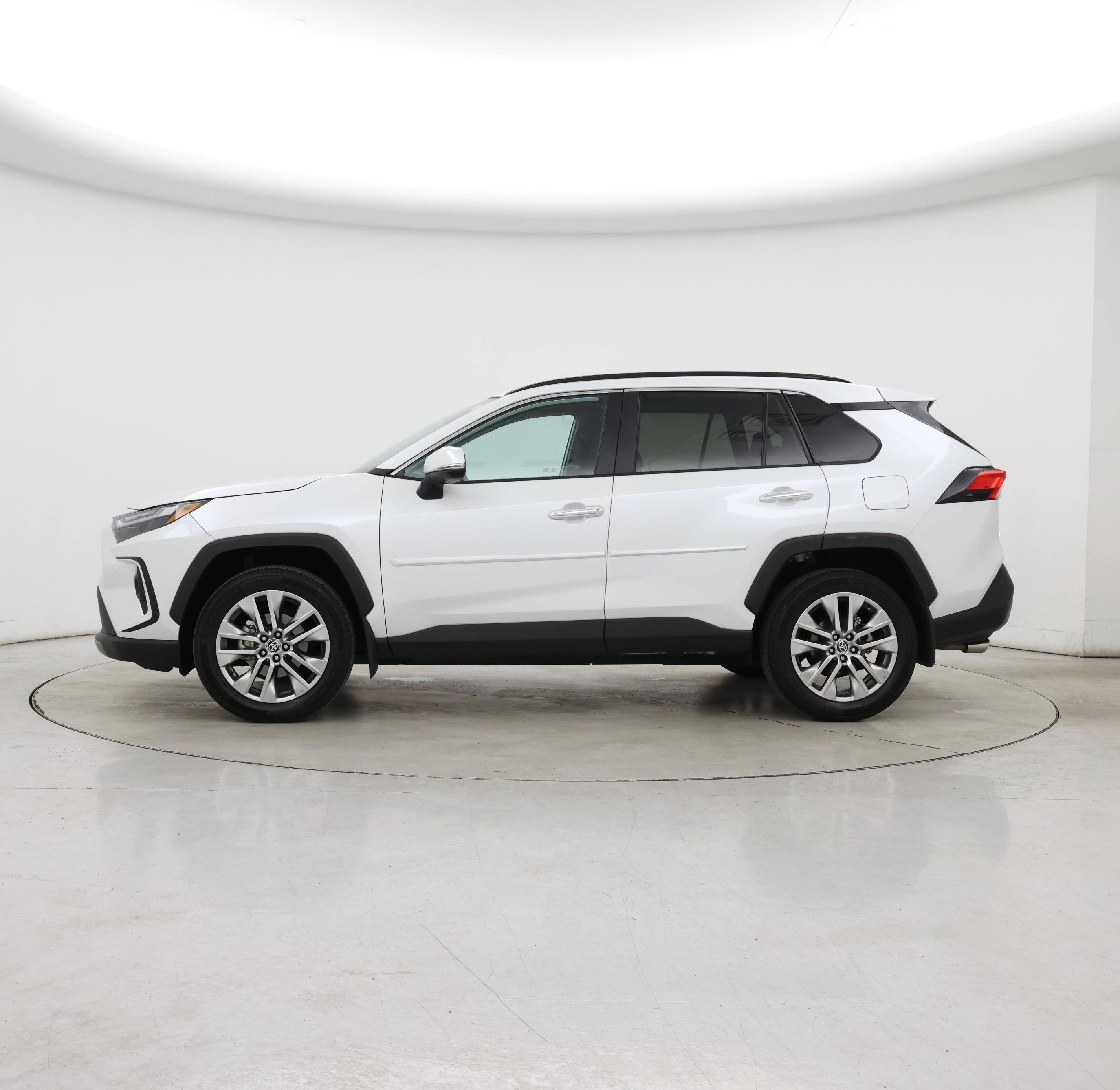 Thumbnail: 2024 Toyota RAV4 - 3